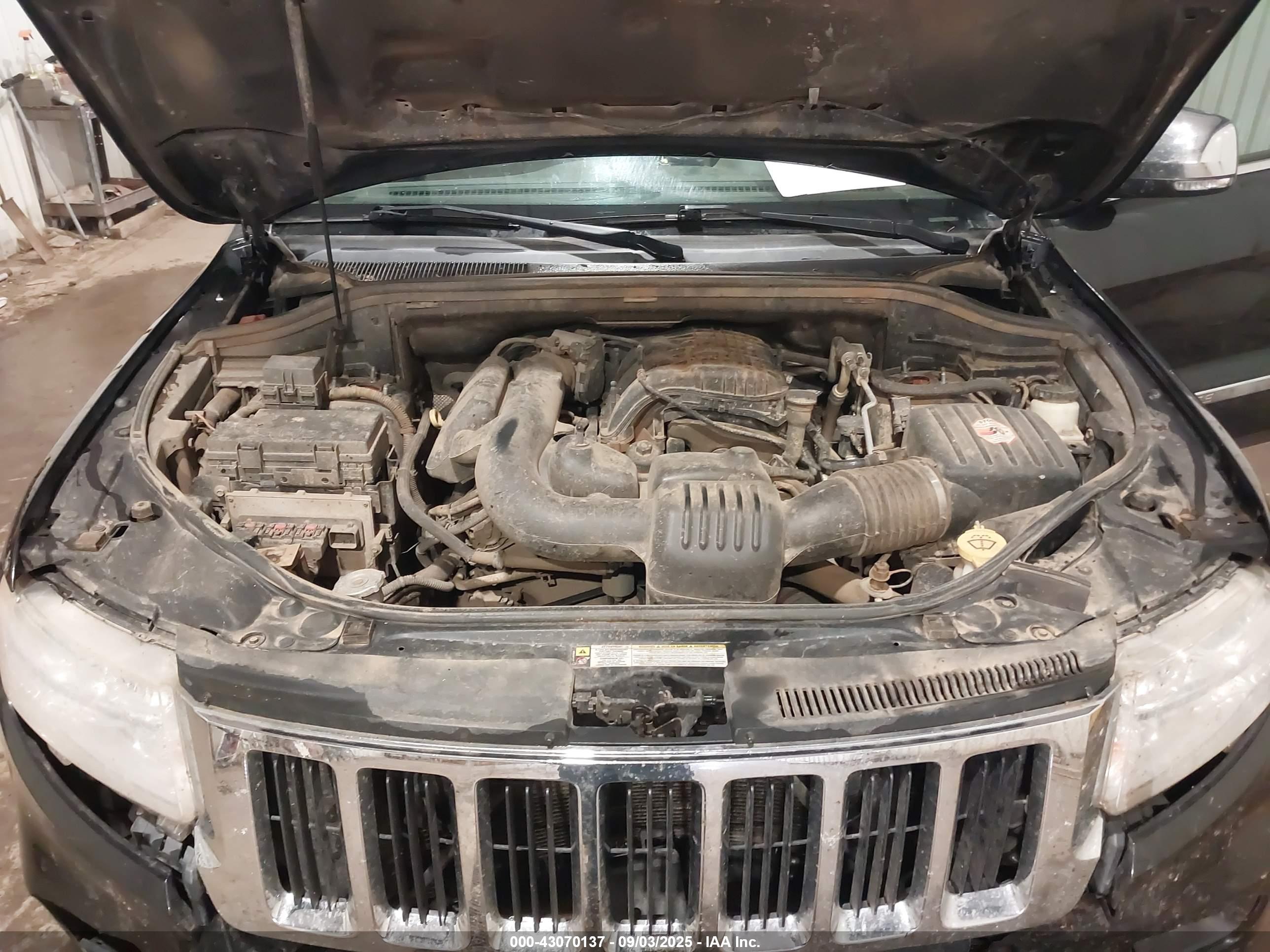 JEEP GRAND image 10