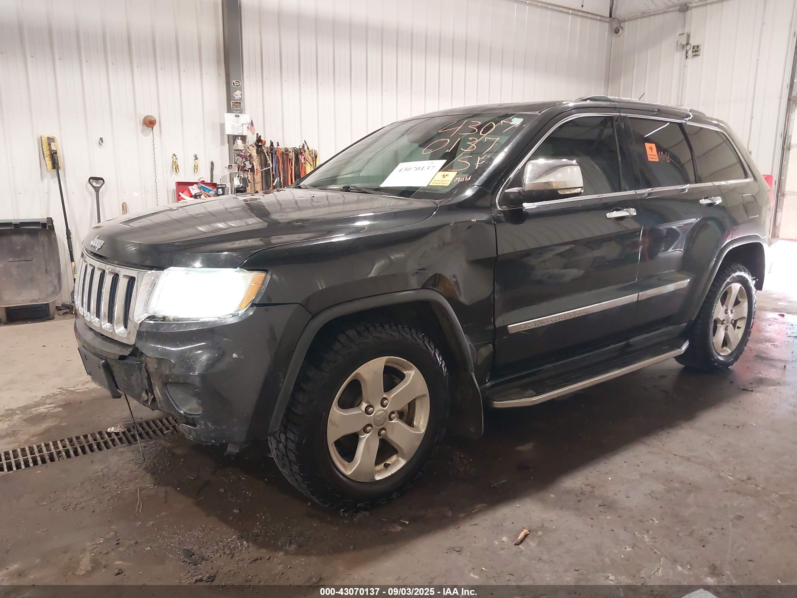 JEEP GRAND image 2