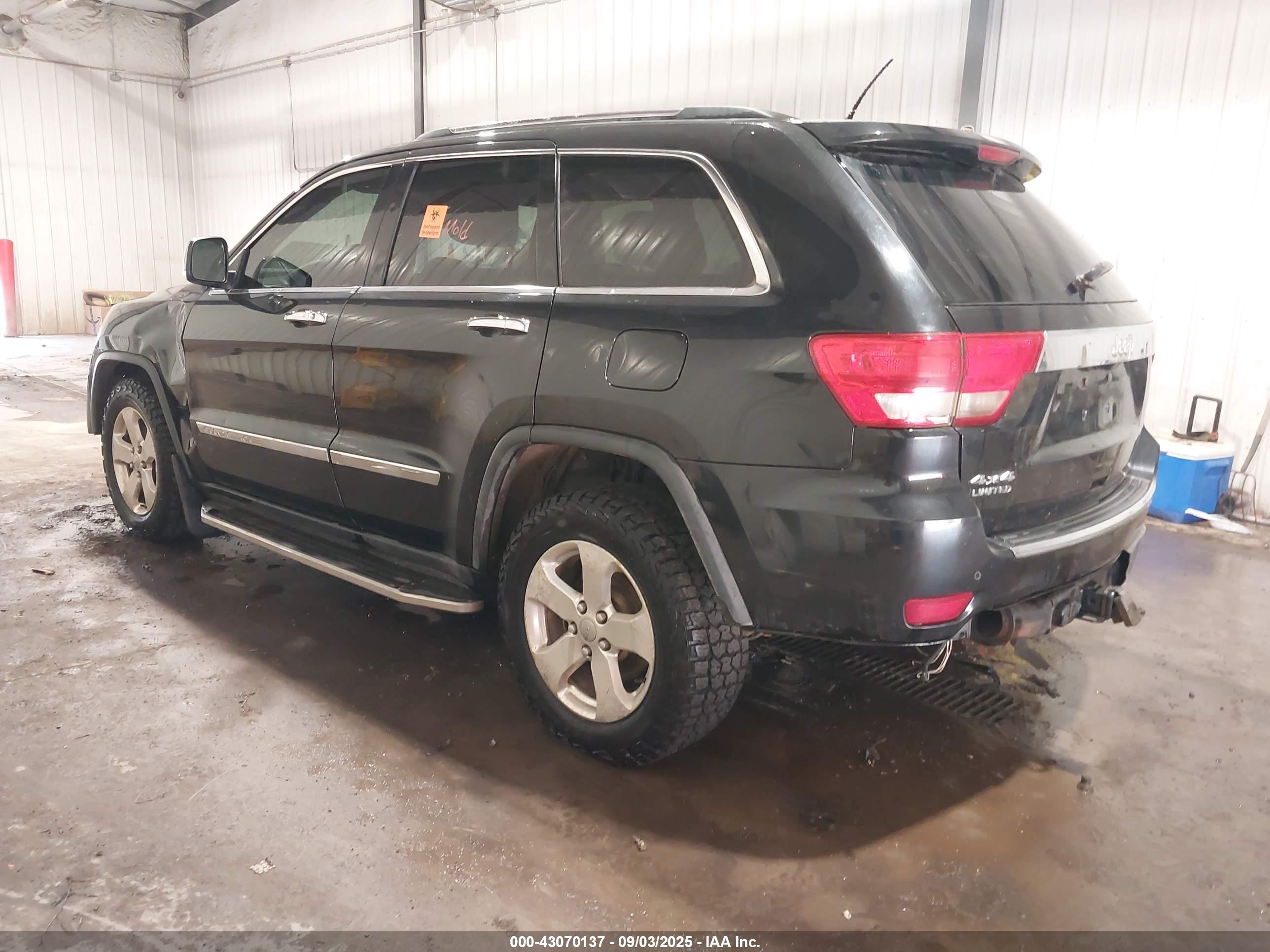 JEEP GRAND image 3