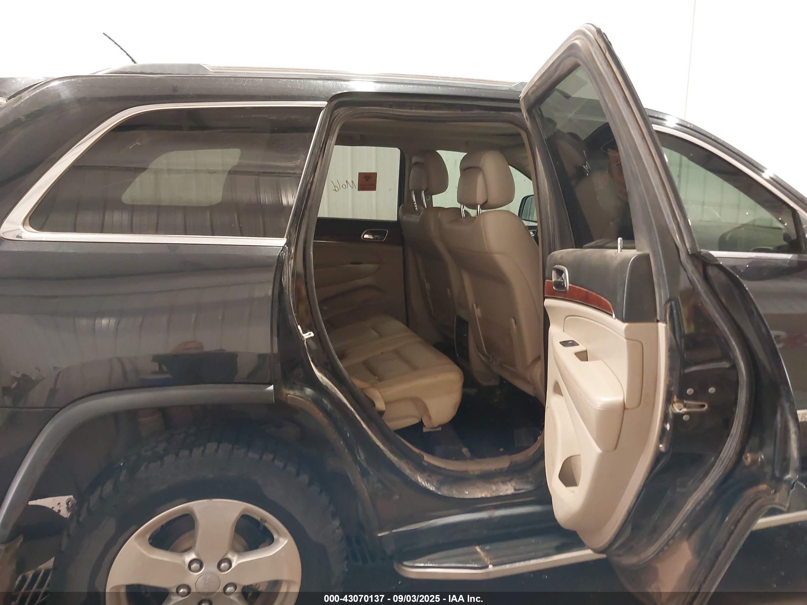 JEEP GRAND image 8