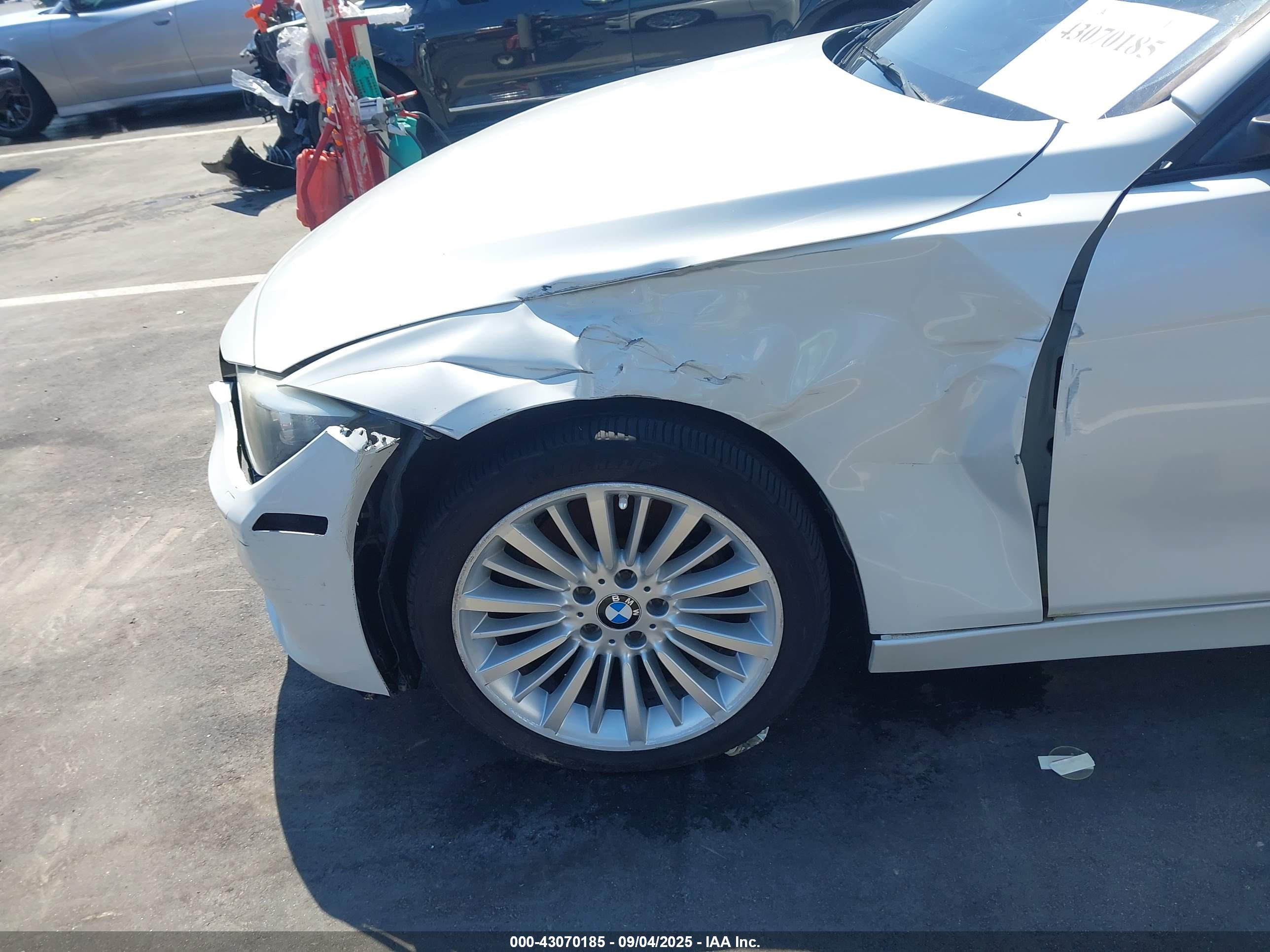 BMW 328I image 6