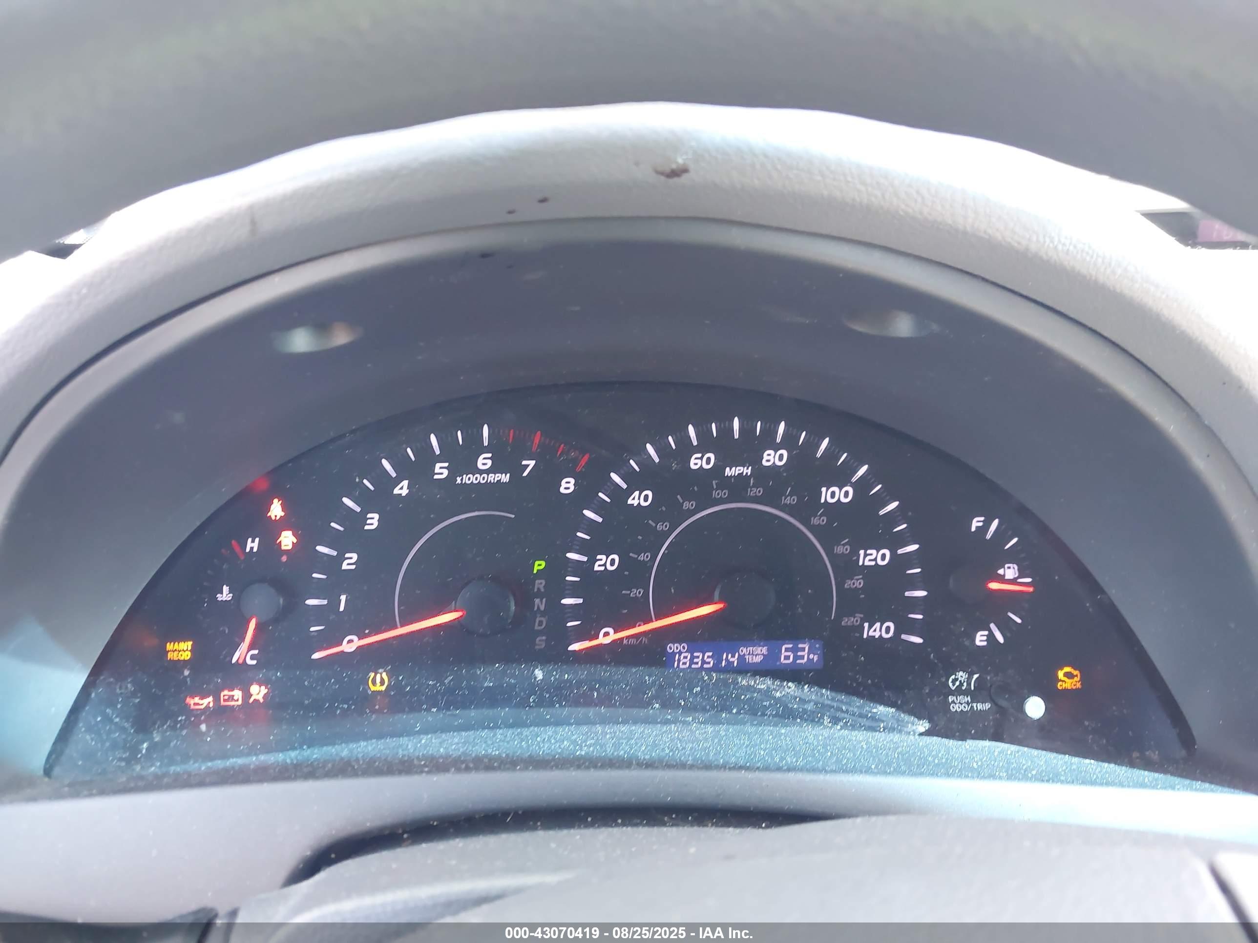TOYOTA CAMRY image 7