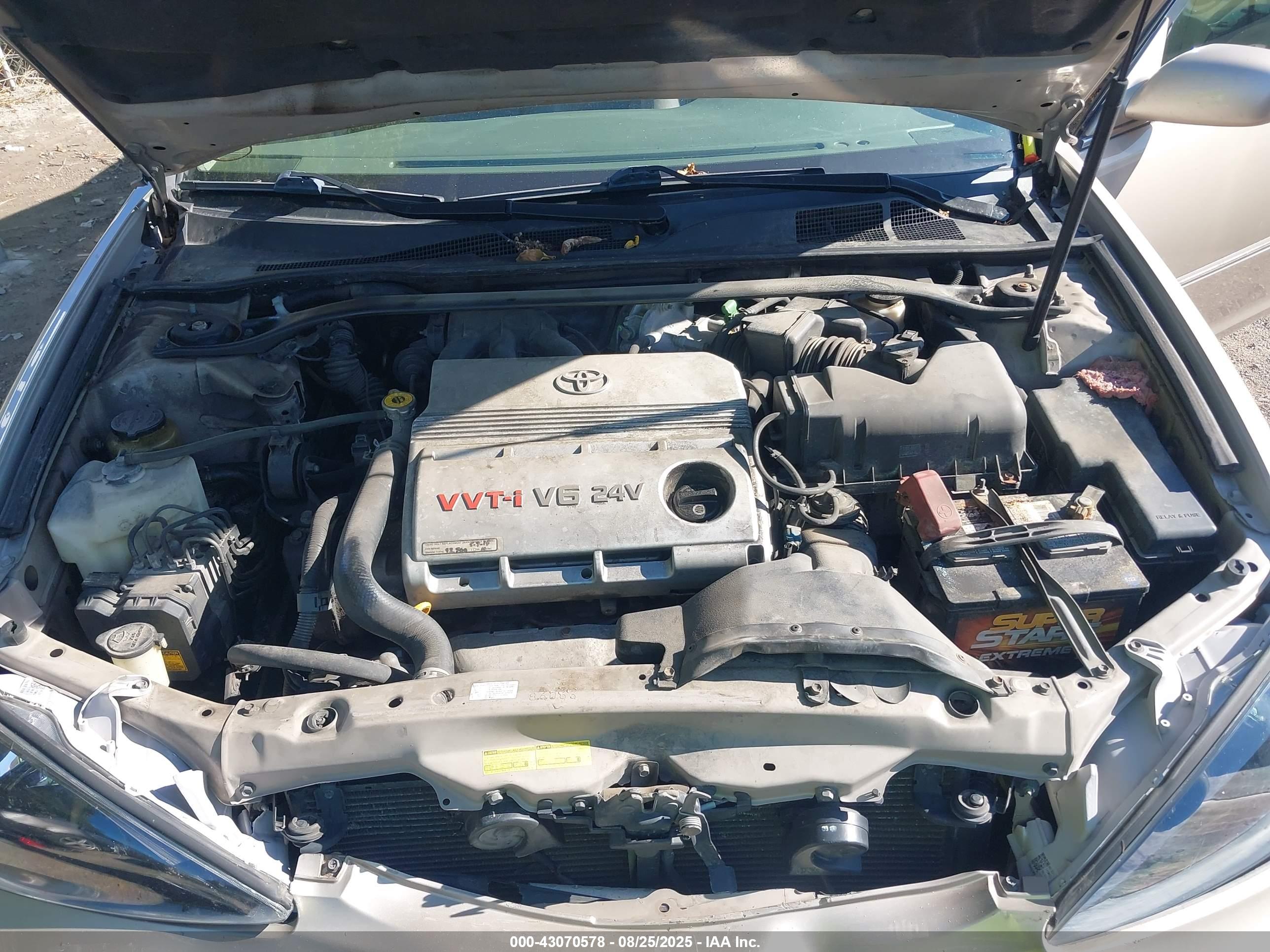 TOYOTA CAMRY image 10