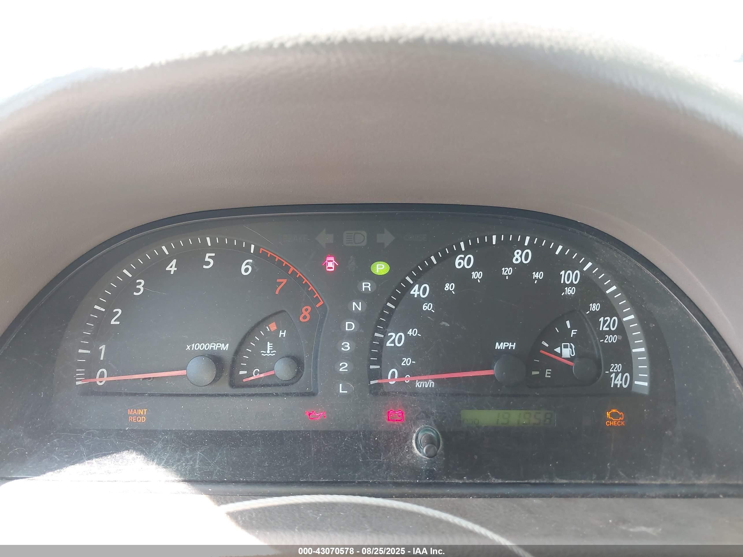 TOYOTA CAMRY image 7