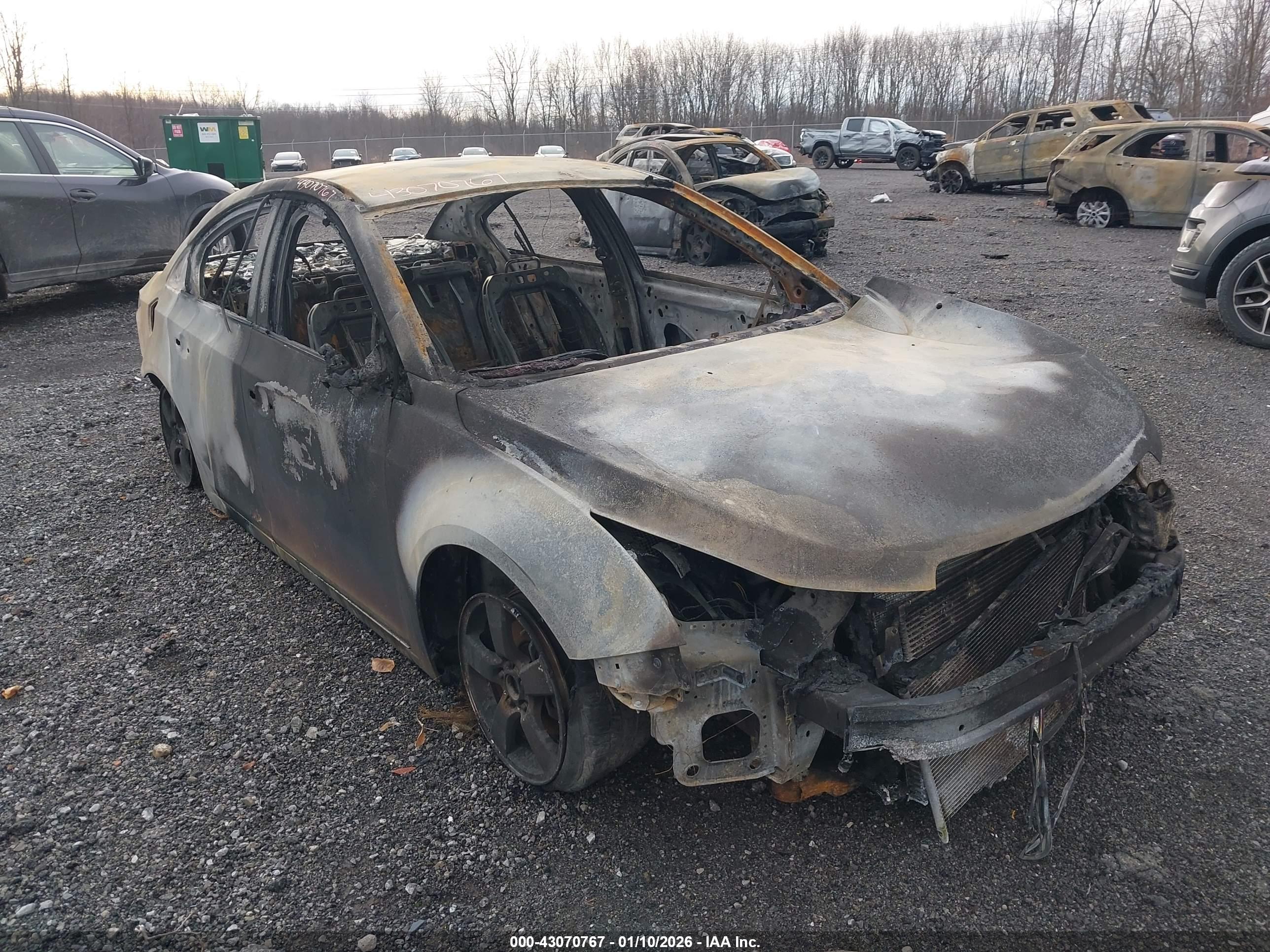 CHEVROLET CRUZE image 6
