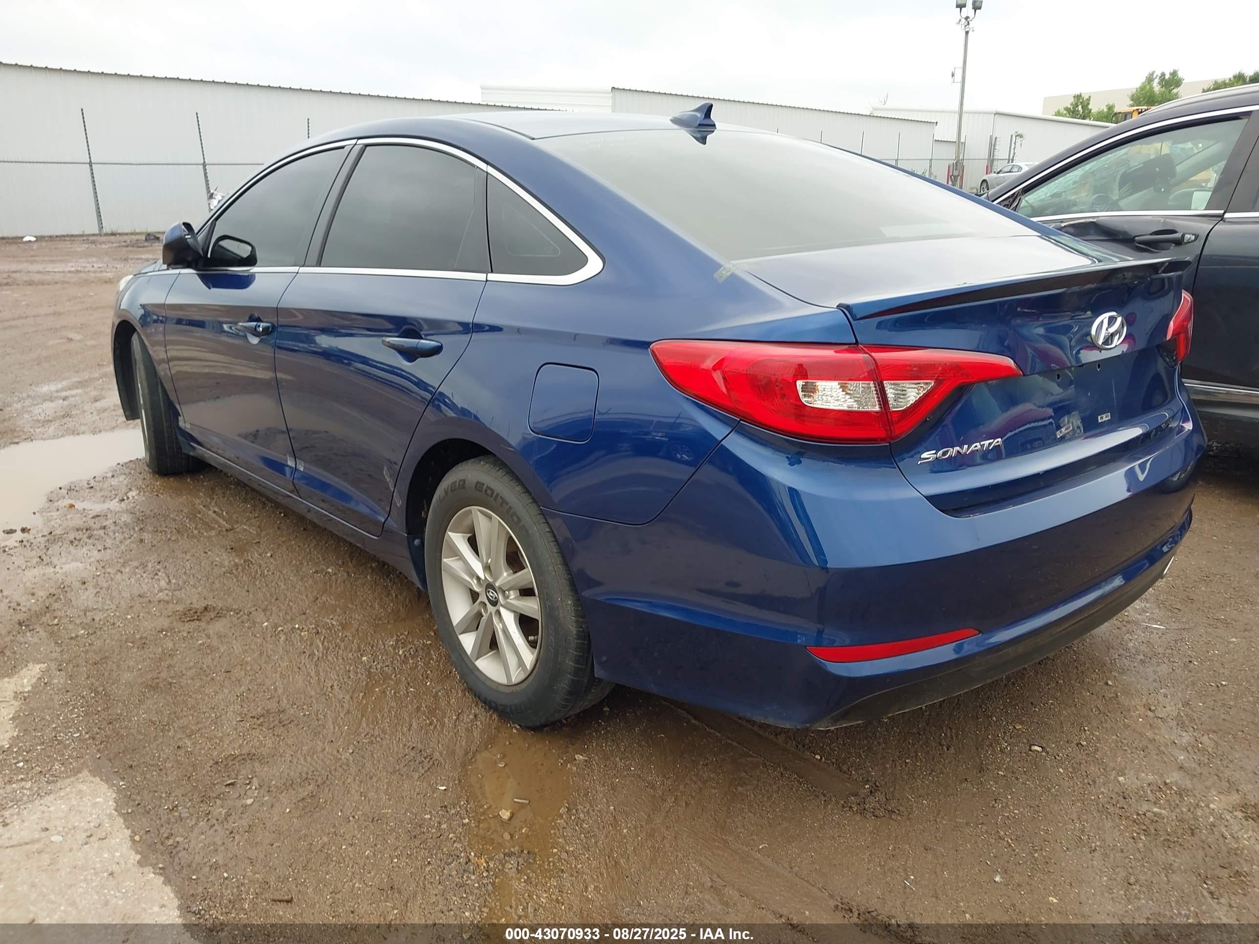 HYUNDAI SONATA image 3