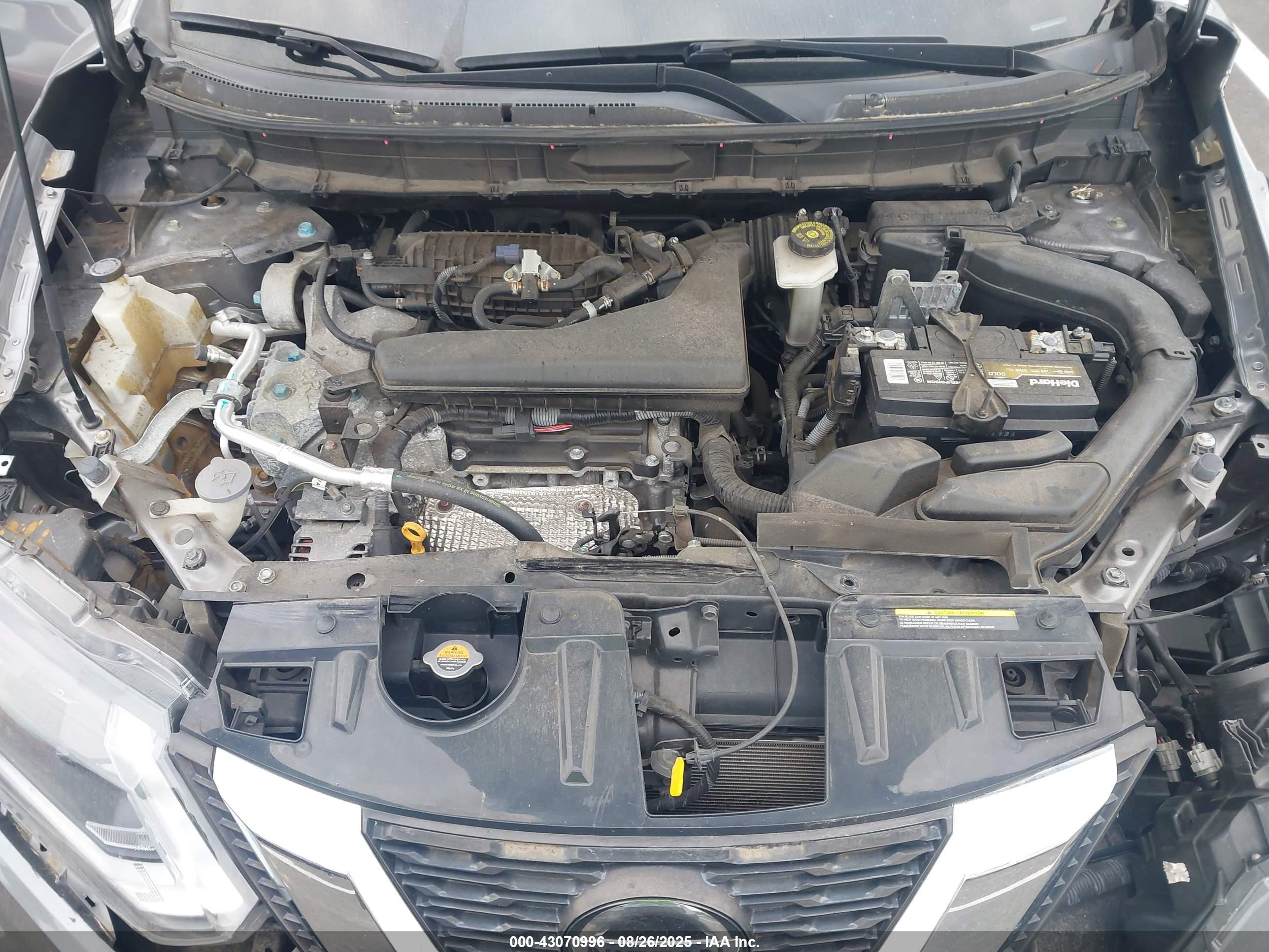 NISSAN ROGUE image 10