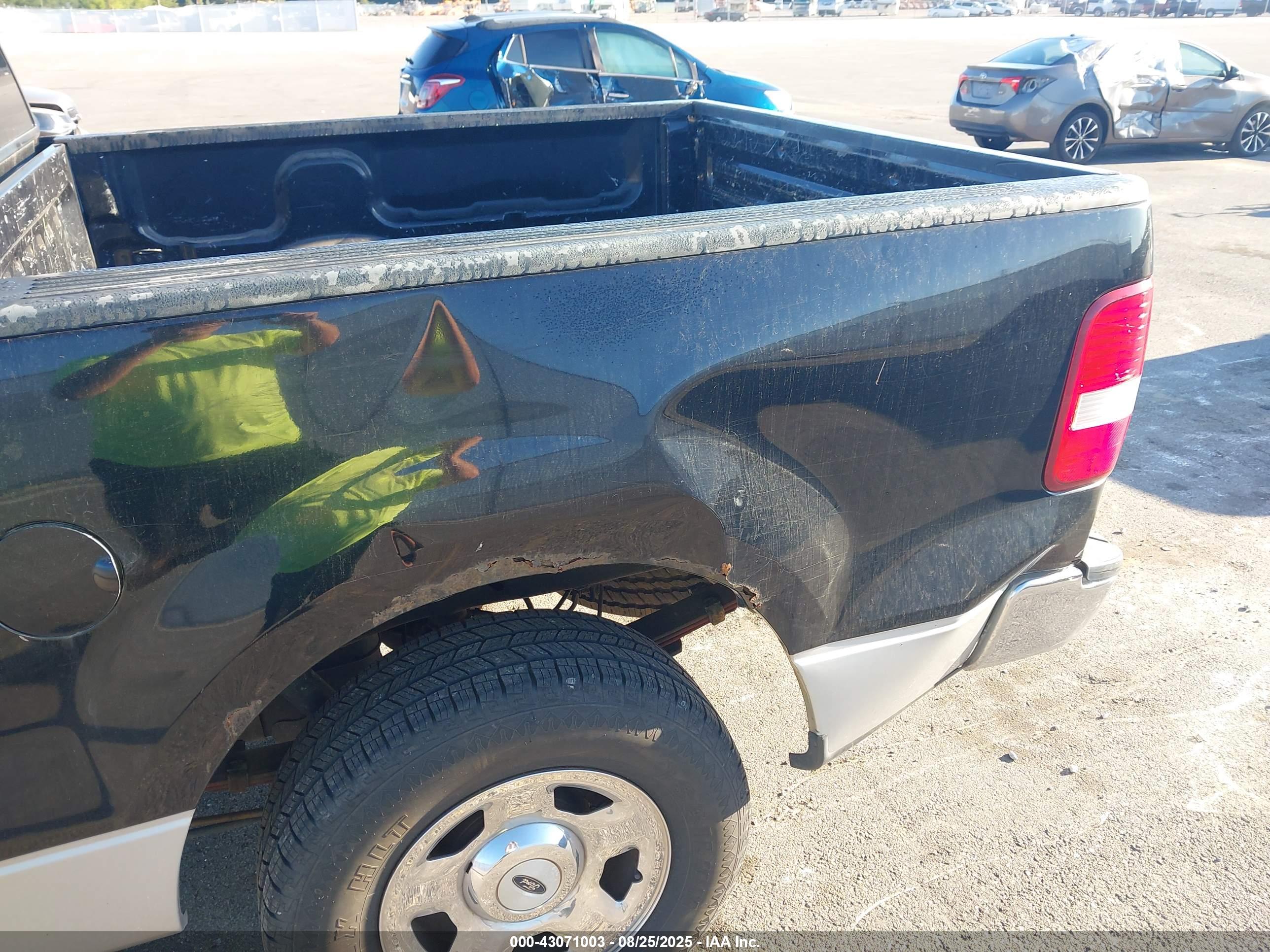 FORD F-150 image 6