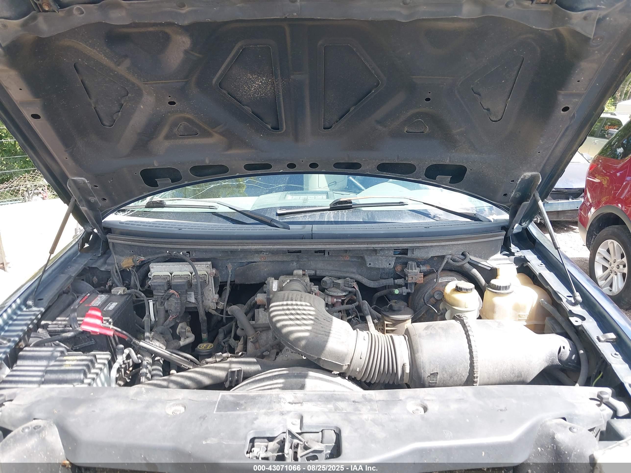 FORD F-150 image 10