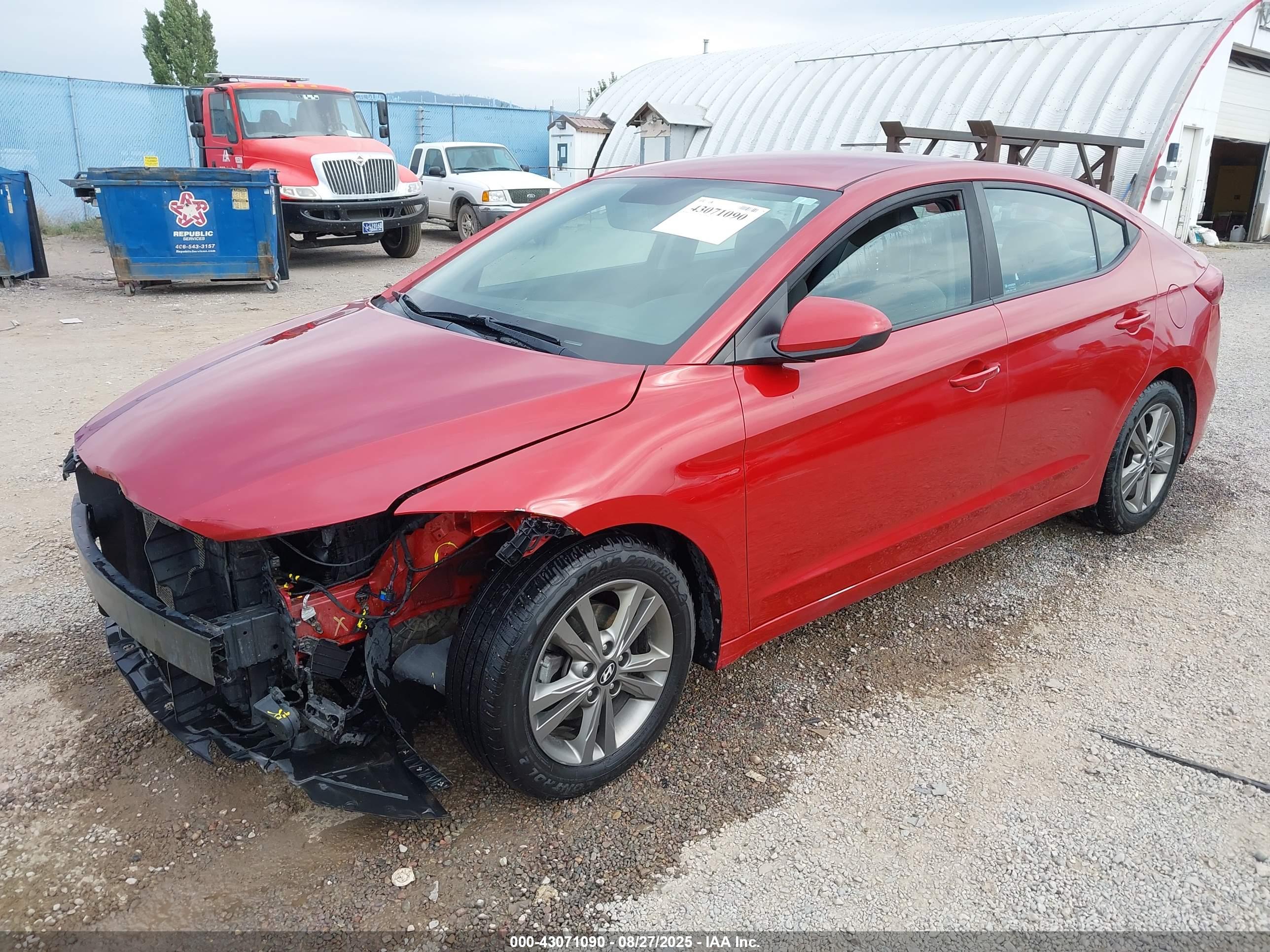 HYUNDAI ELANTRA image 2