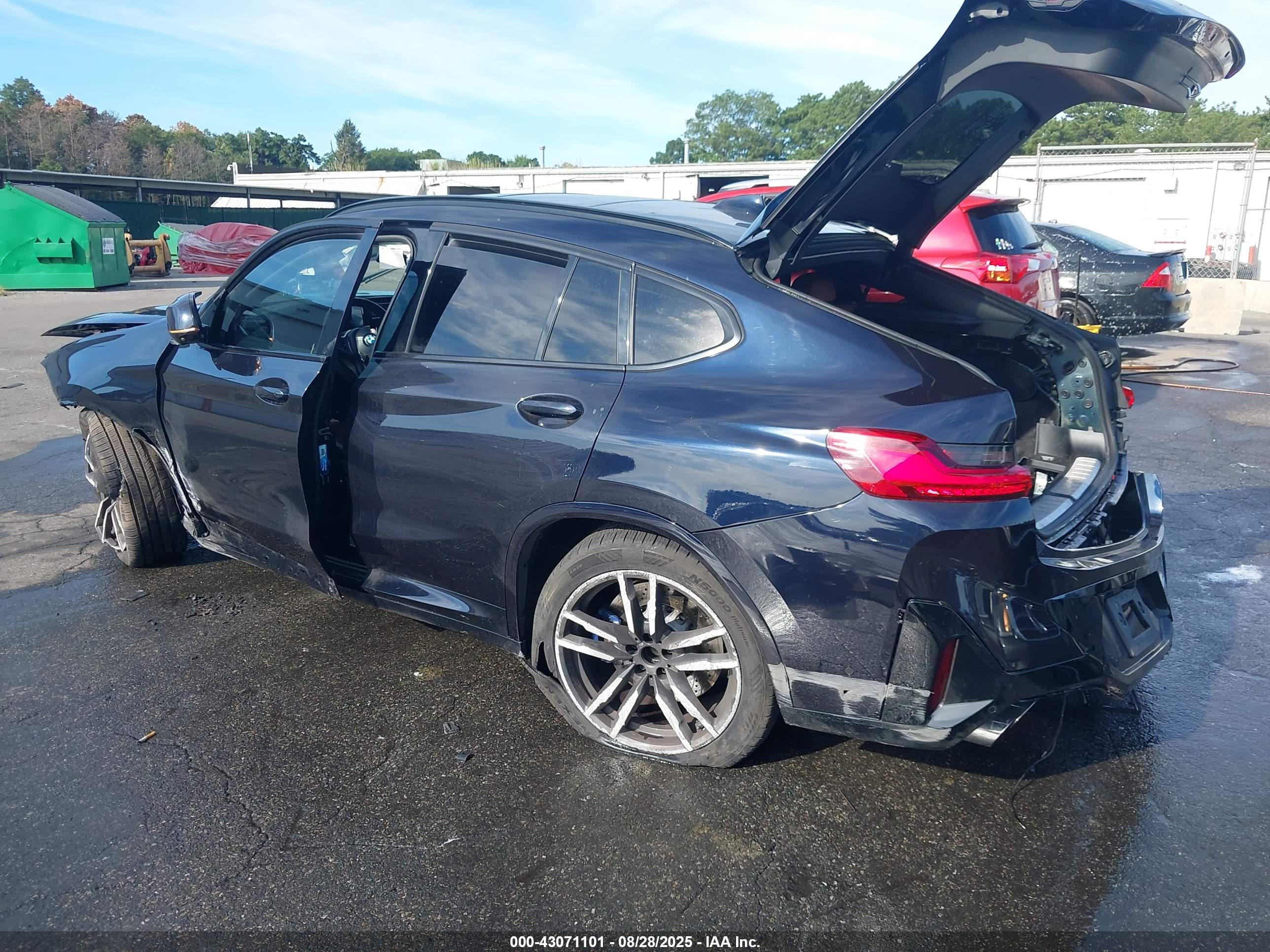 BMW X4 image 3