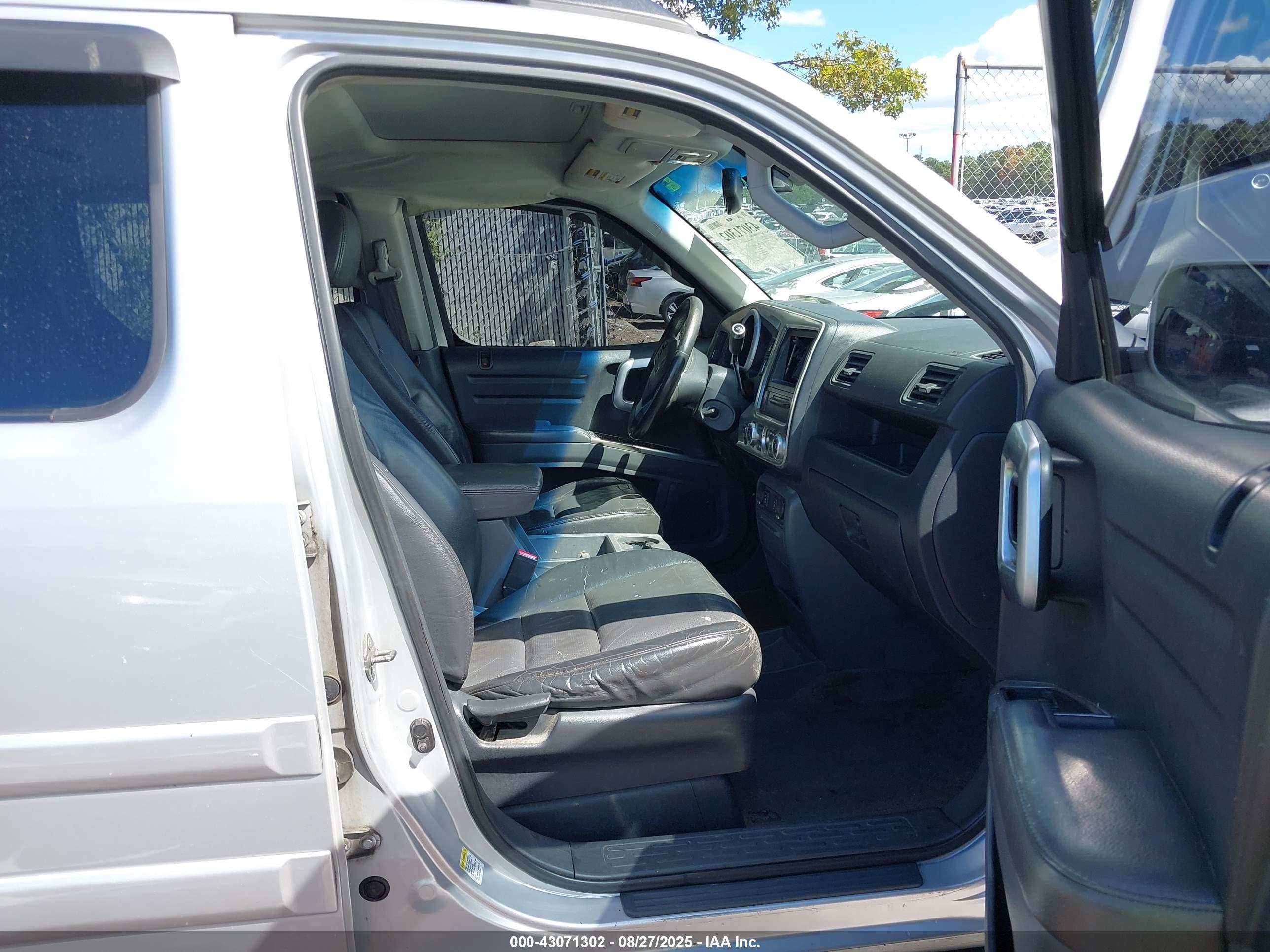 HONDA RIDGELINE image 5