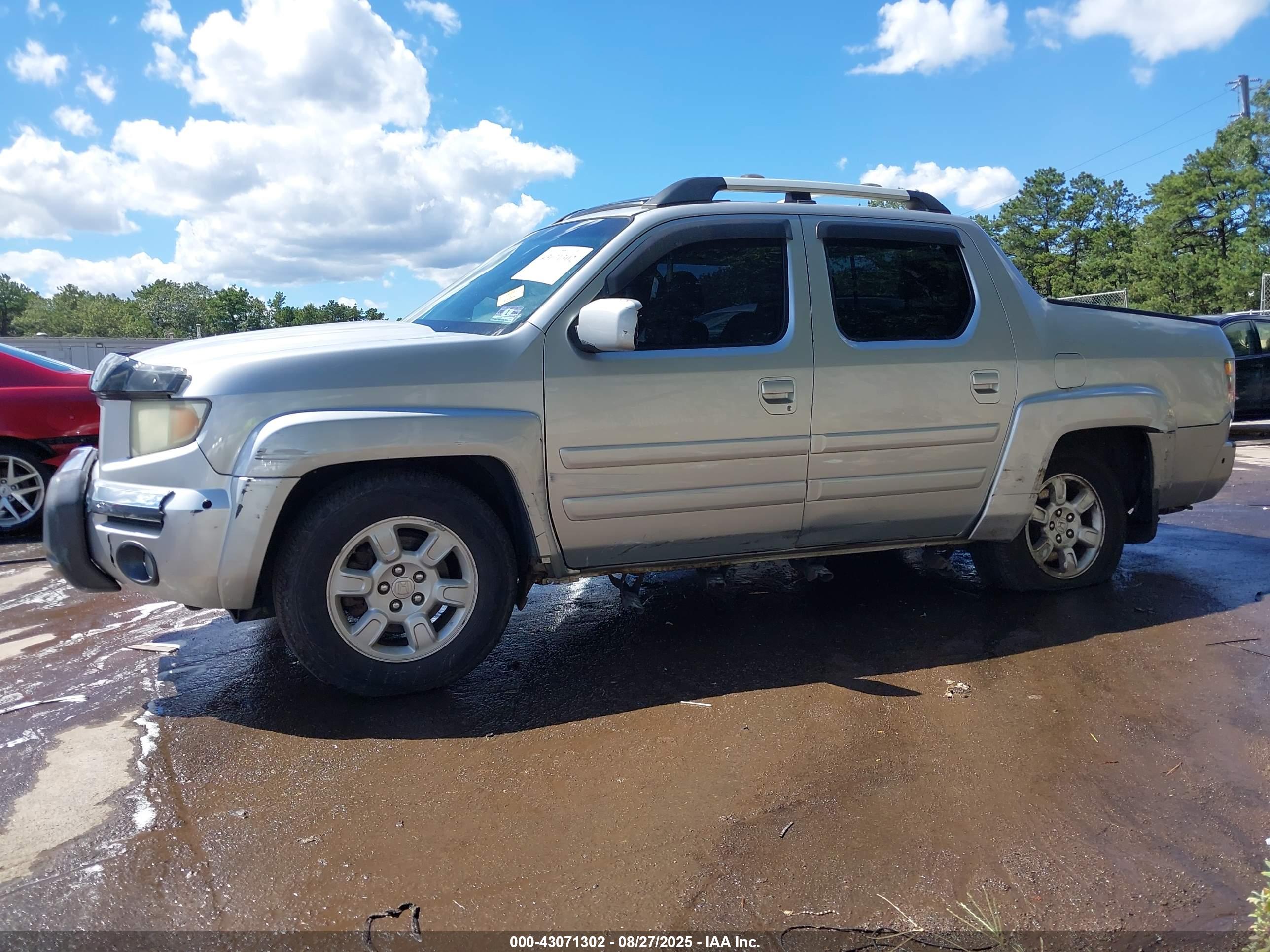 HONDA RIDGELINE image 6
