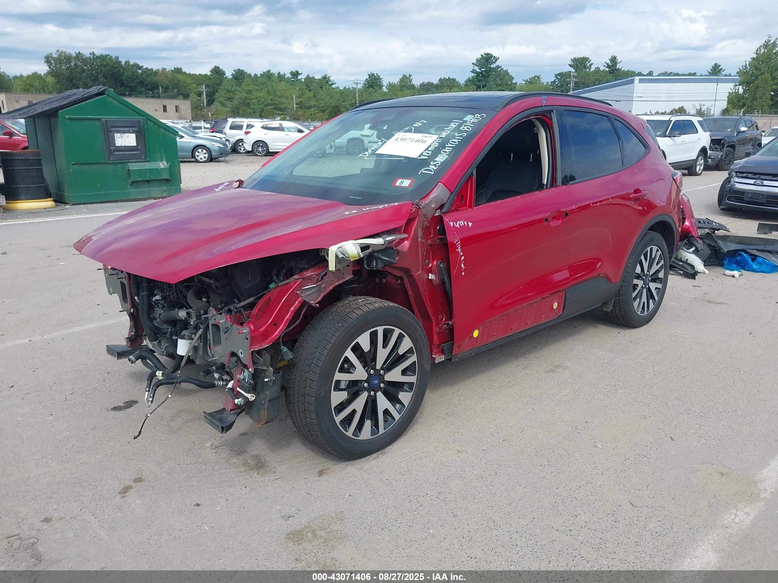 FORD ESCAPE image 2