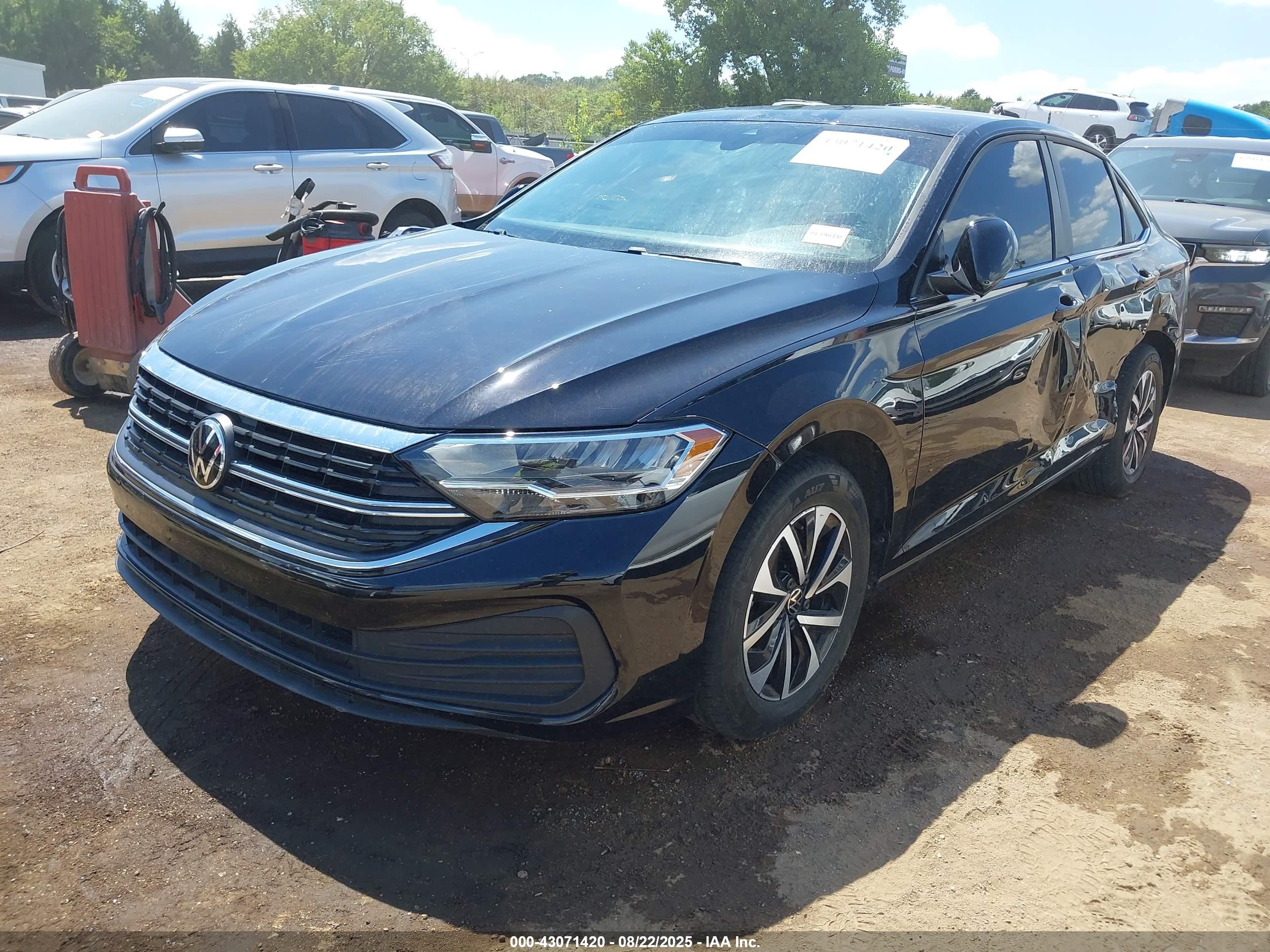 VOLKSWAGEN JETTA image 2