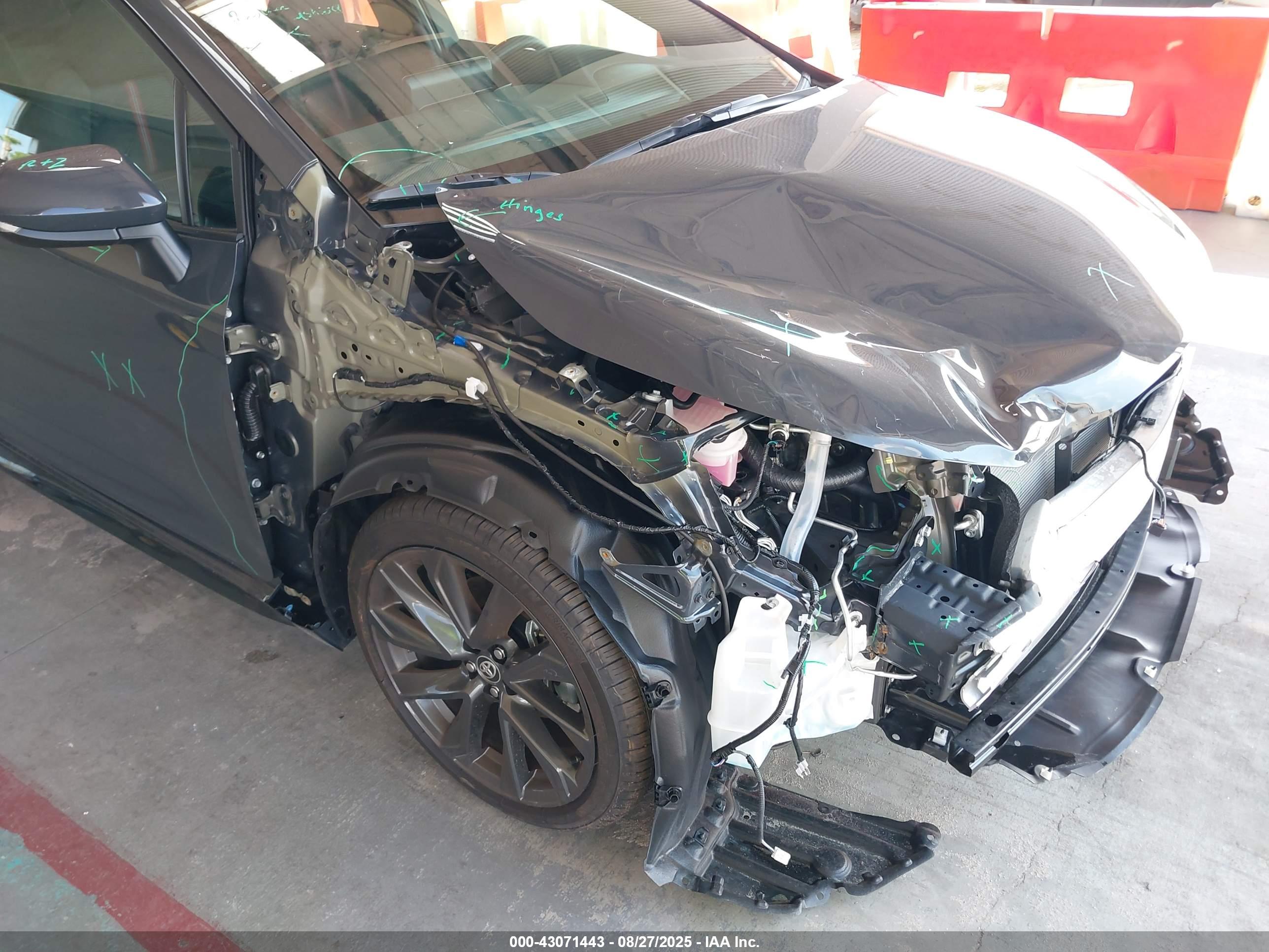 TOYOTA COROLLA image 6