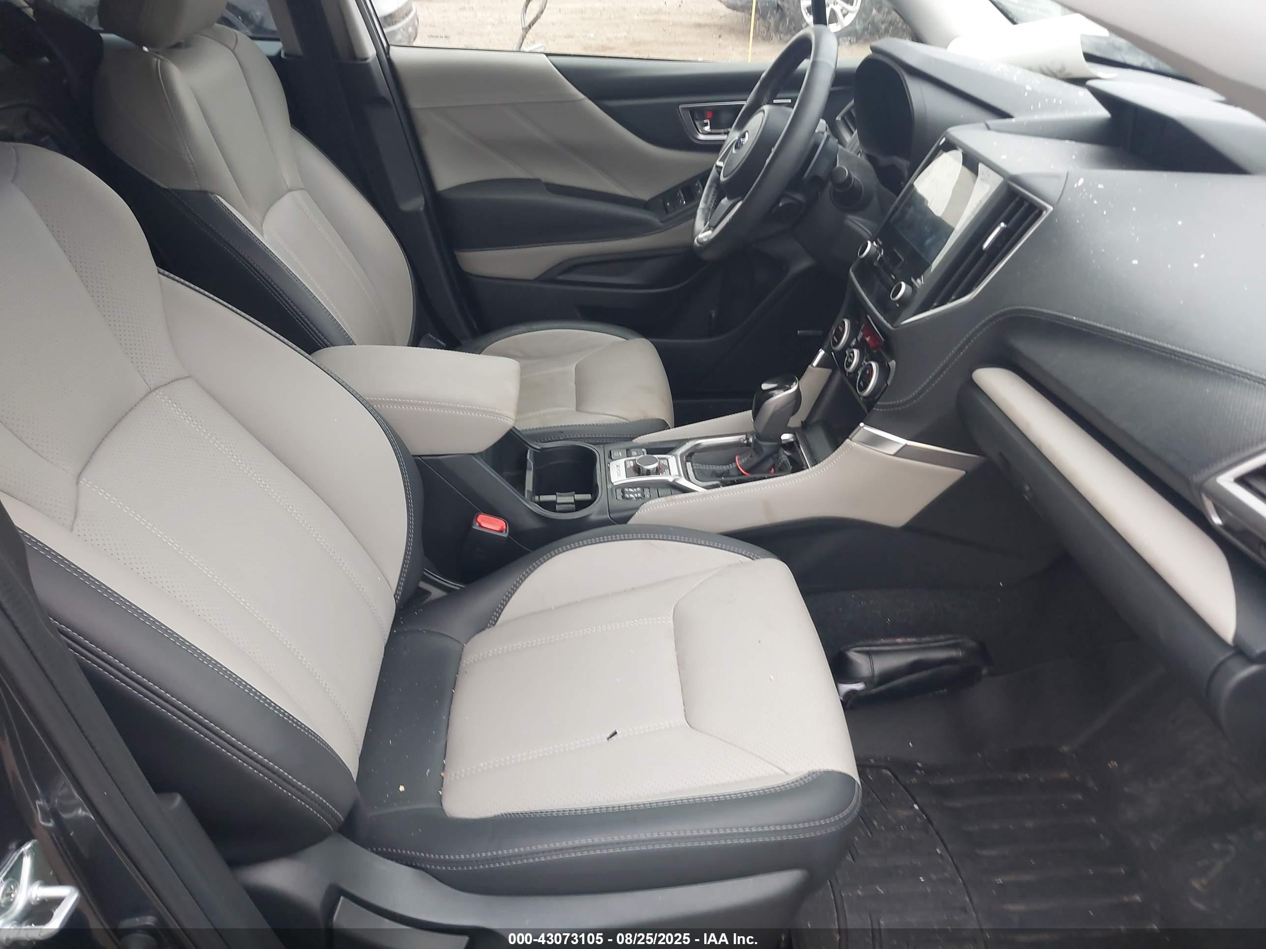 SUBARU FORESTER image 5
