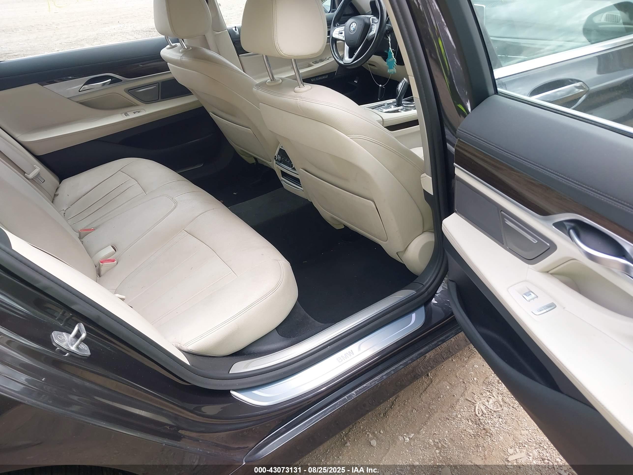 BMW 740I image 8