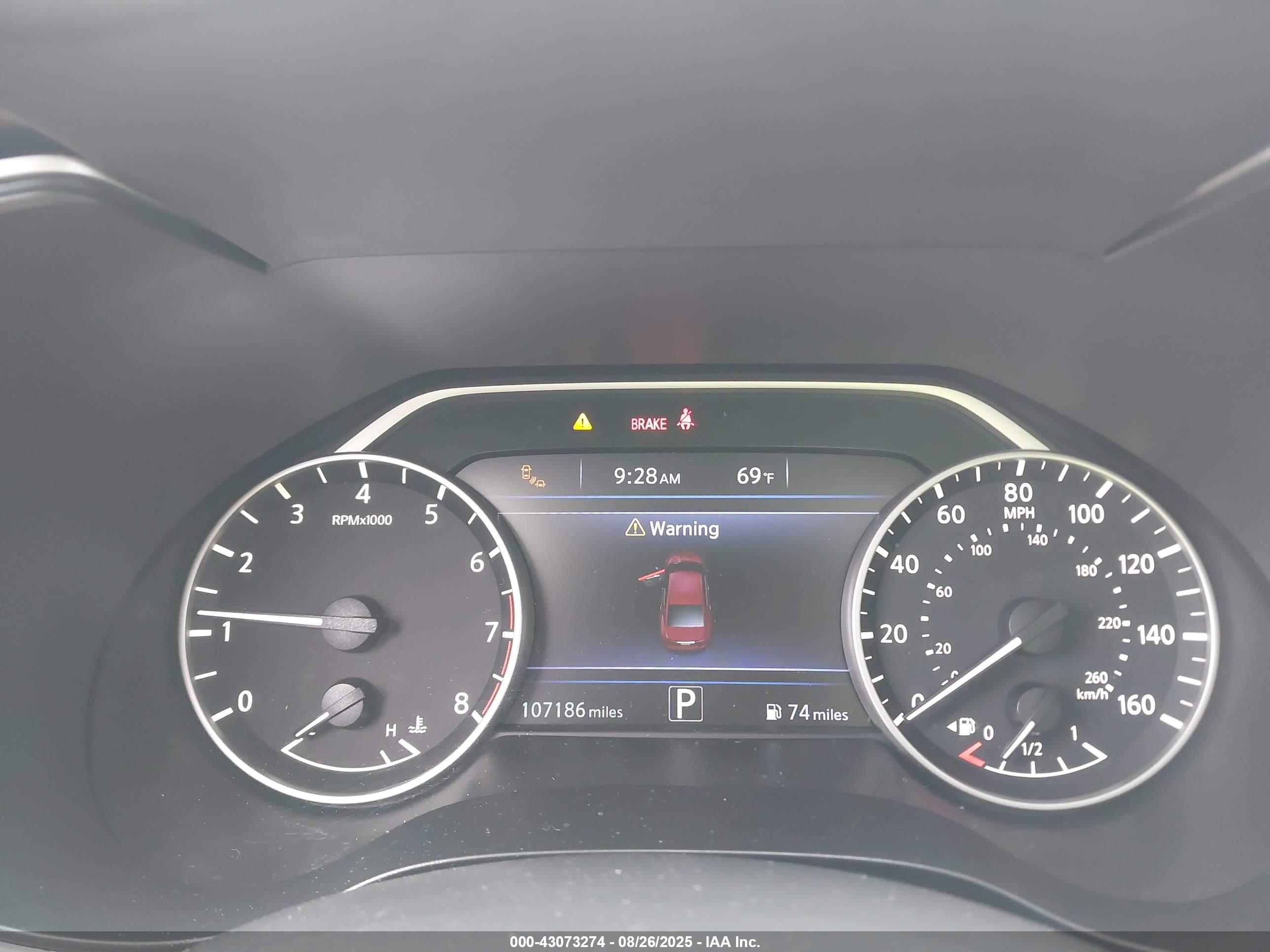 NISSAN MAXIMA image 7