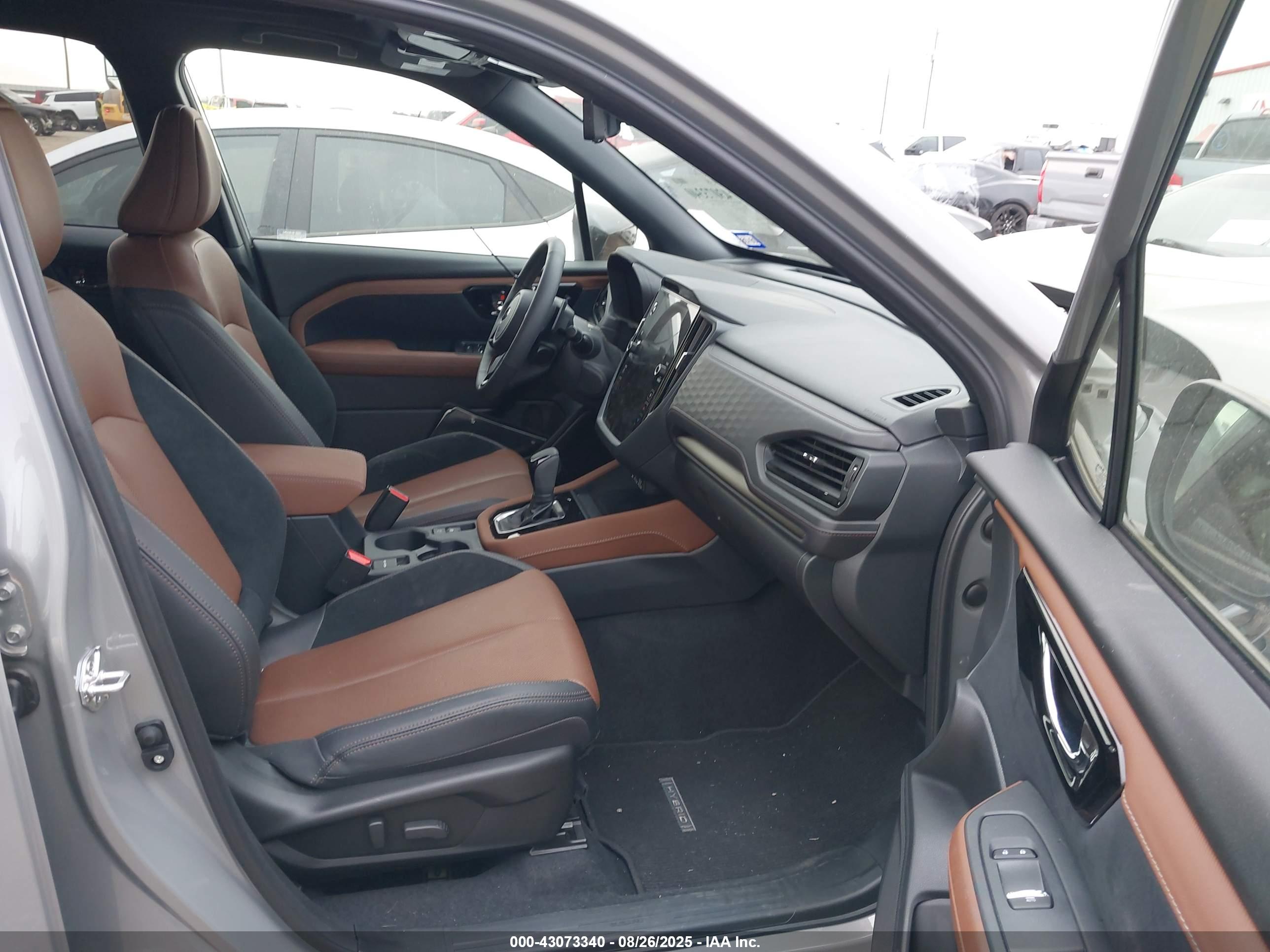 SUBARU FORESTER image 5
