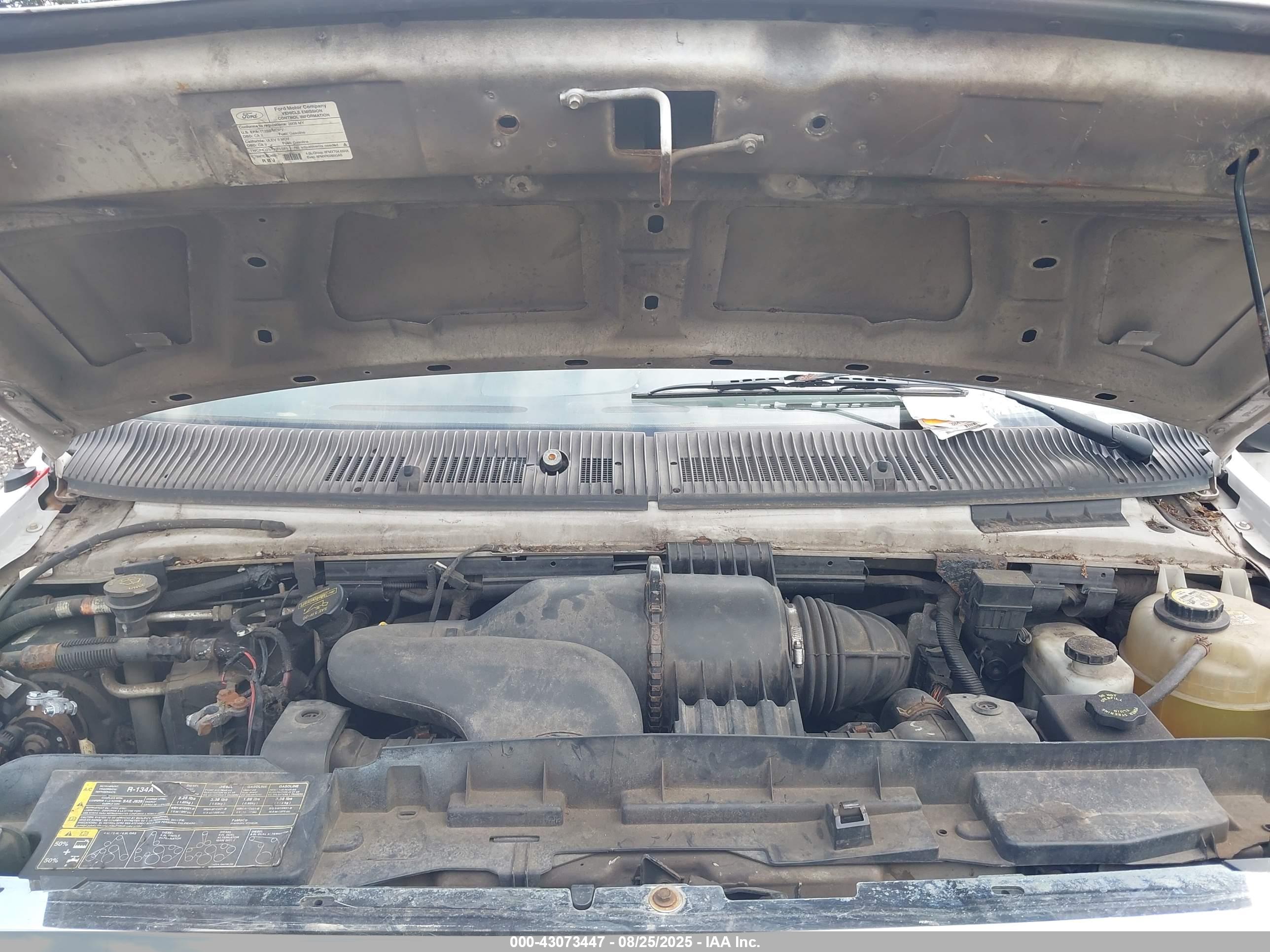 FORD E-250 image 10