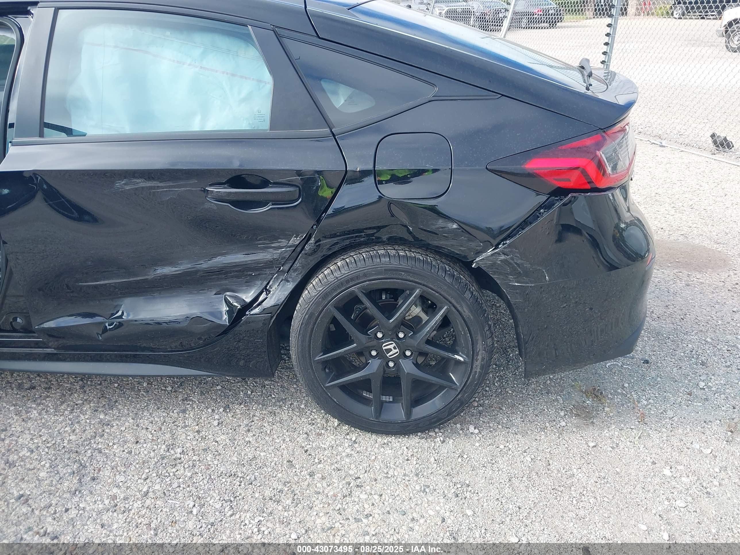 HONDA CIVIC image 6