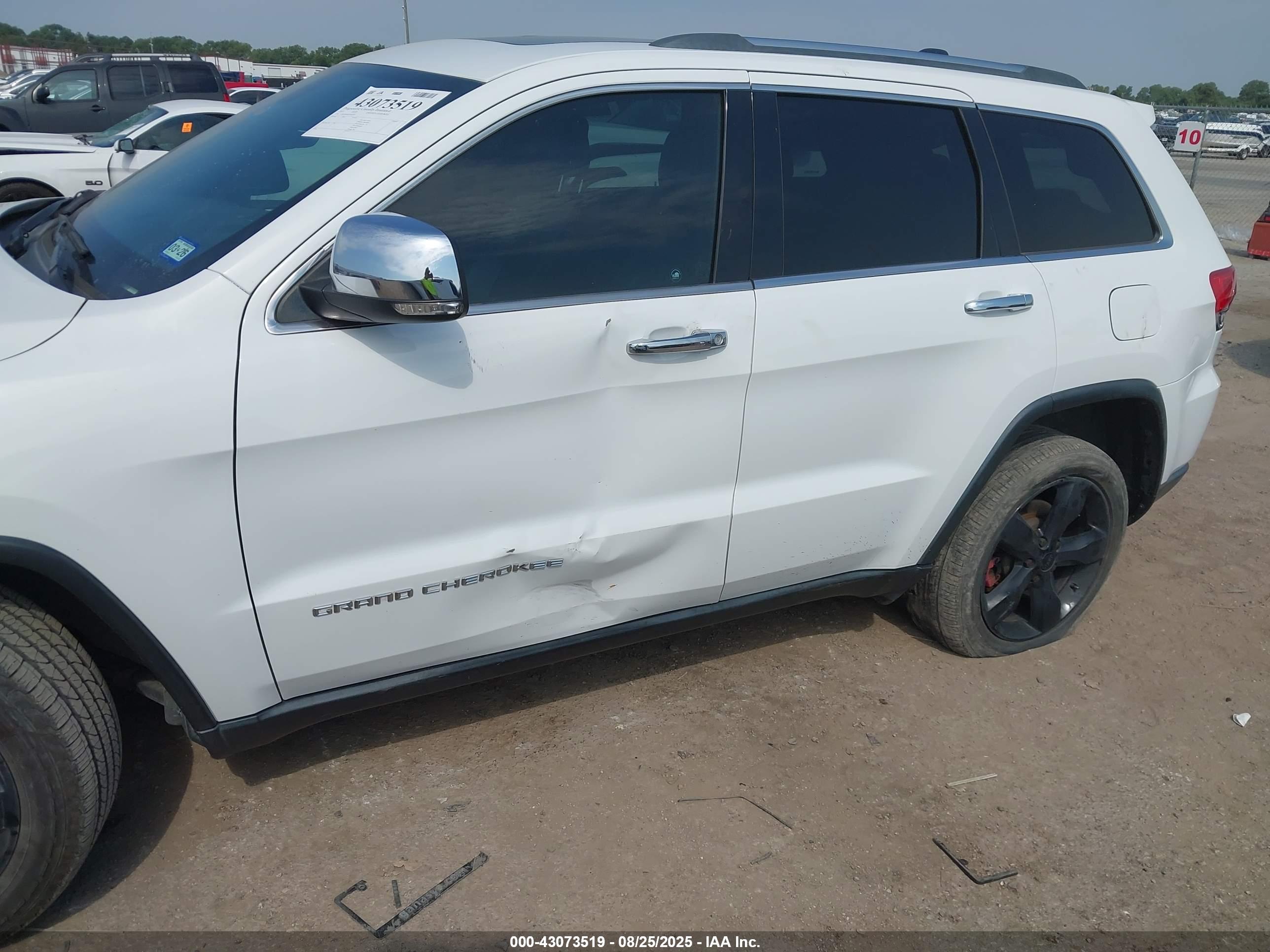 JEEP GRAND image 6