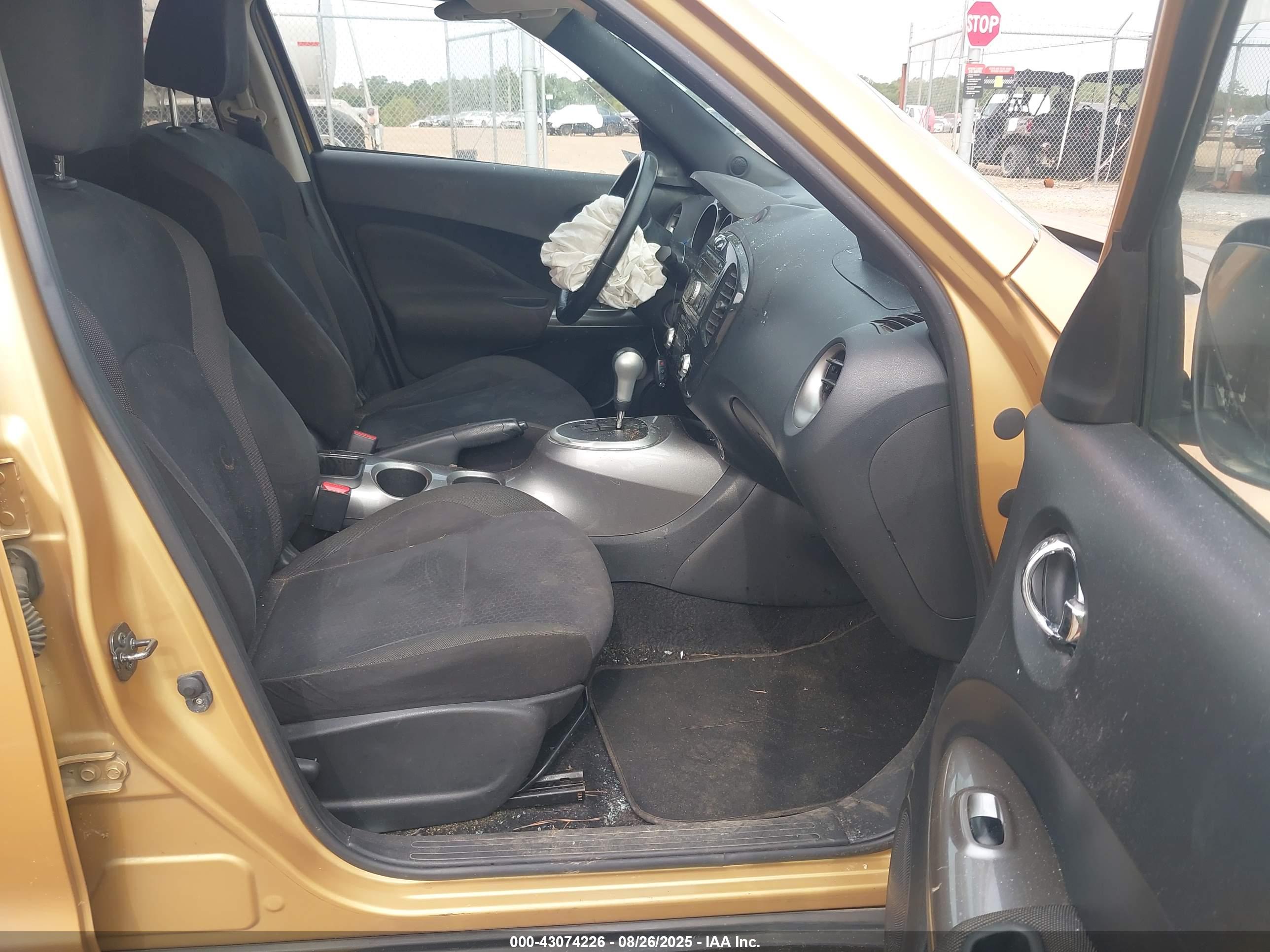 NISSAN JUKE image 5