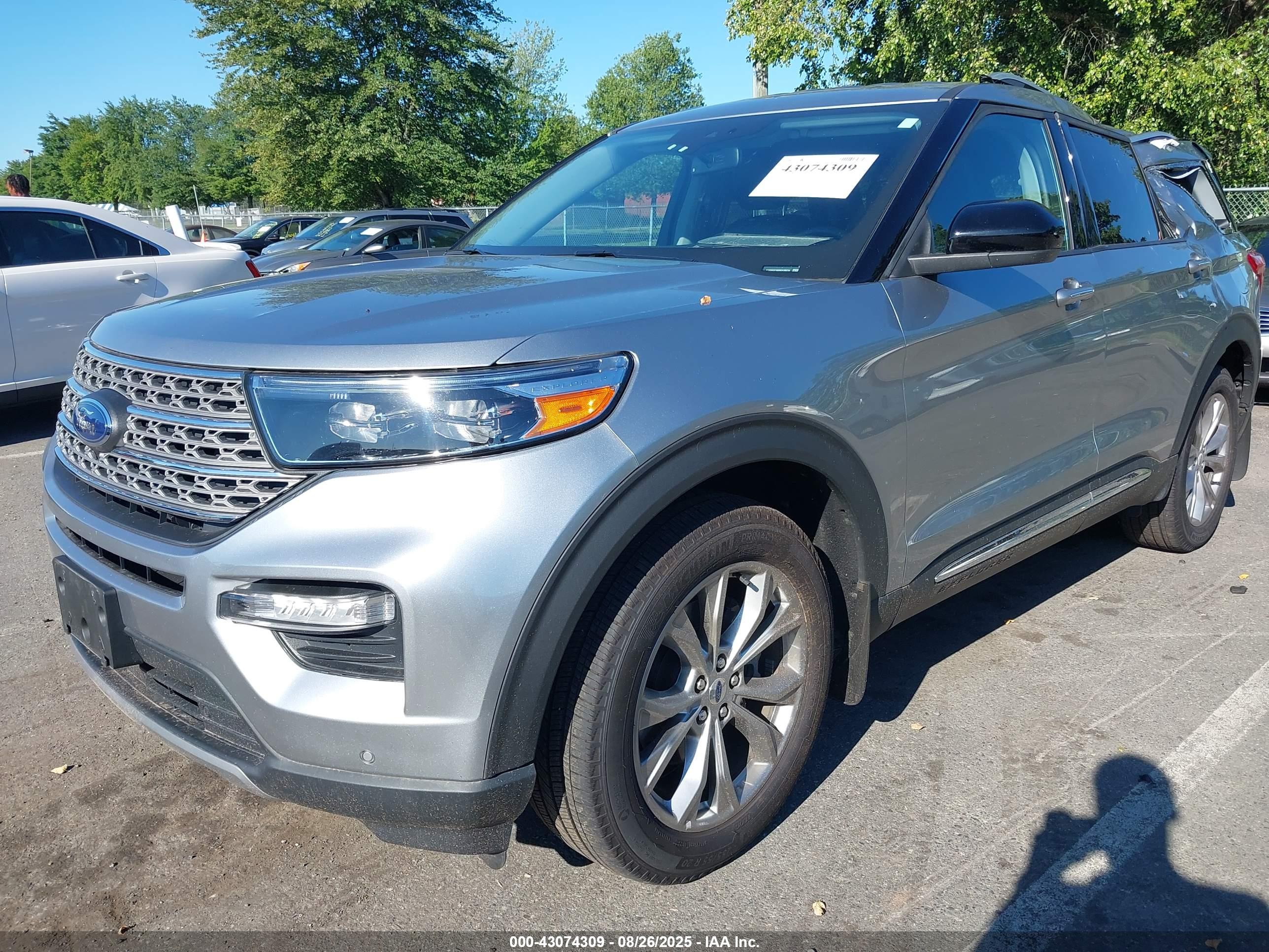FORD EXPLORER image 2