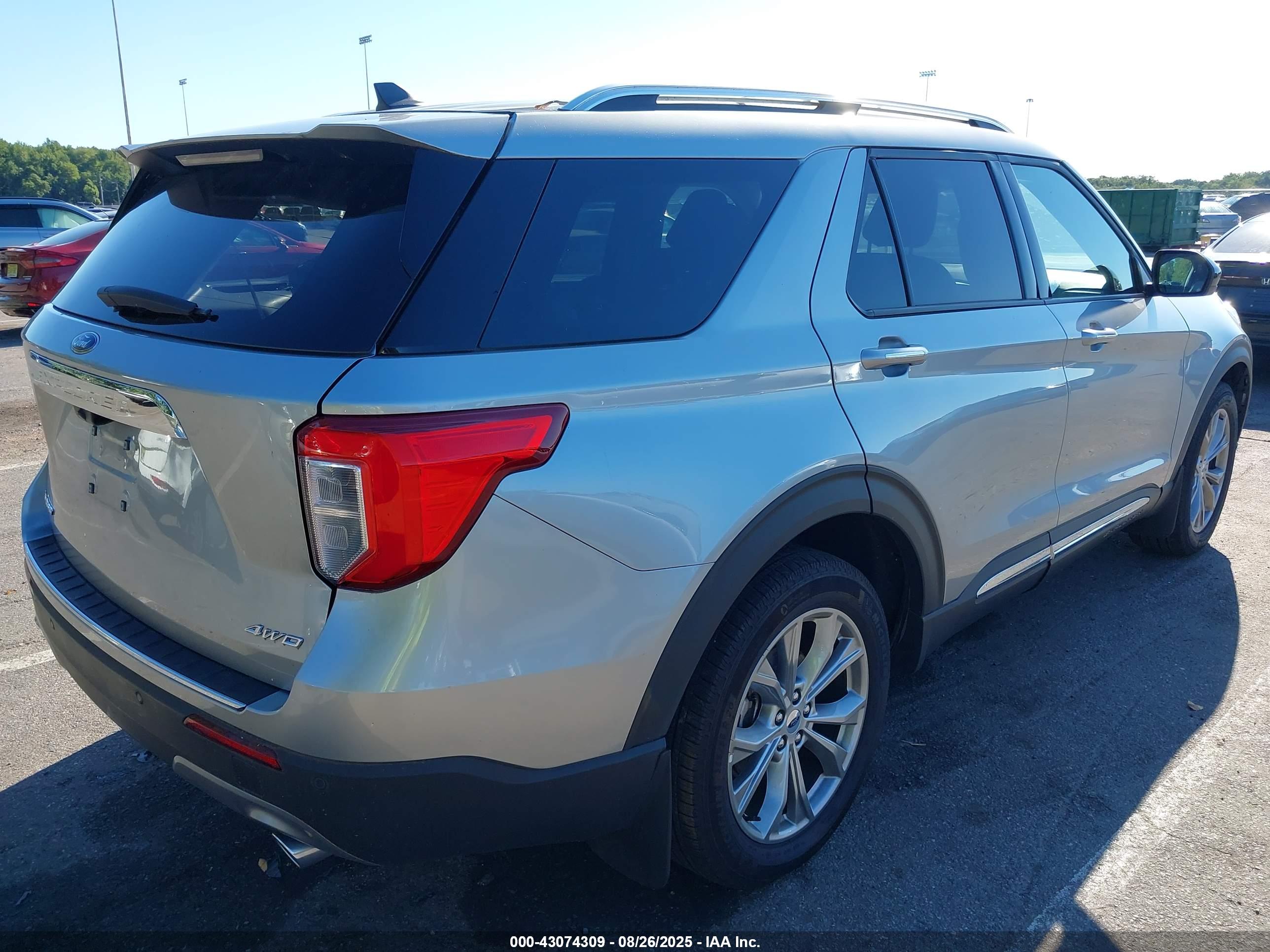 FORD EXPLORER image 4