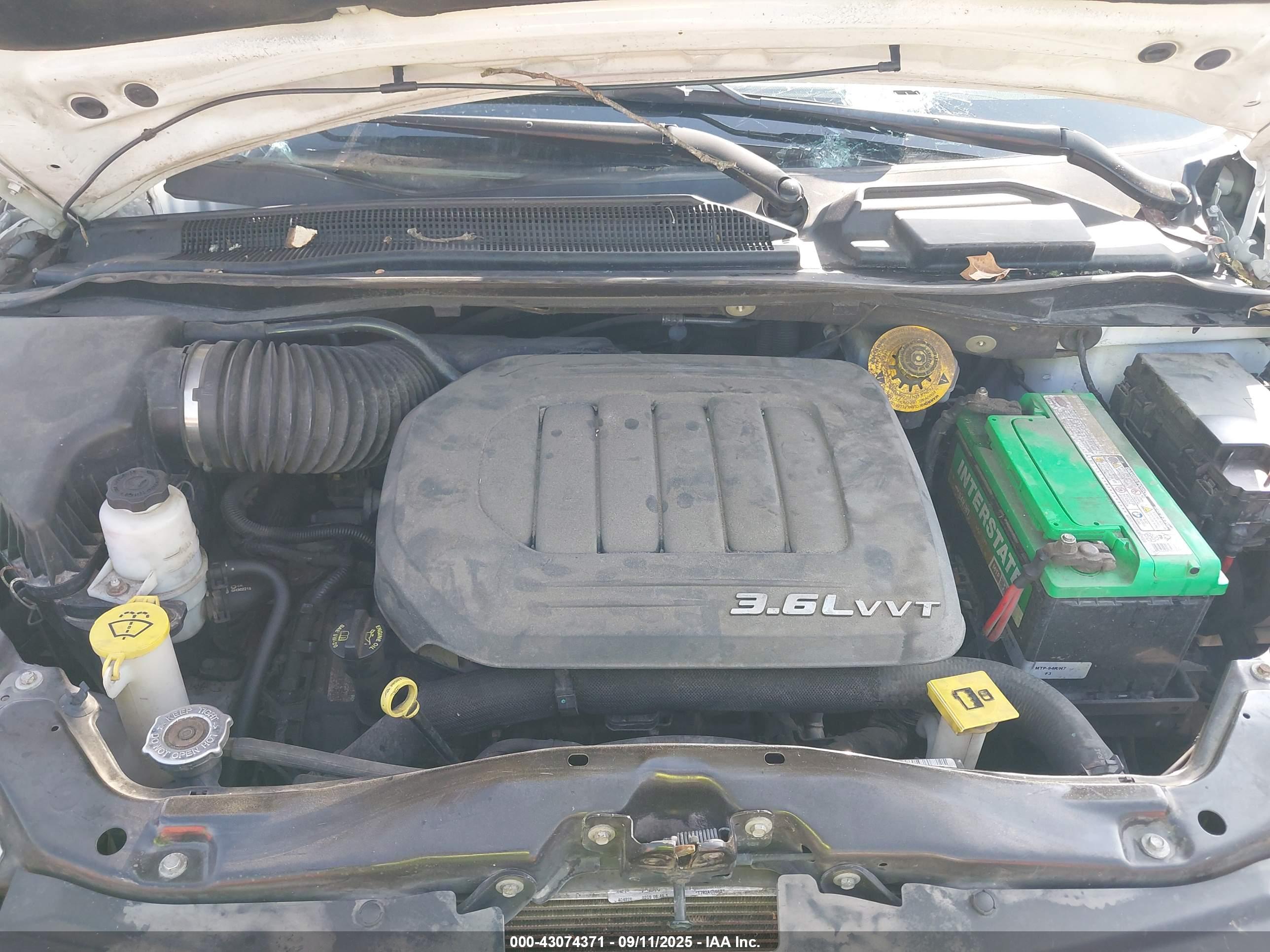 CHRYSLER TOWN image 10