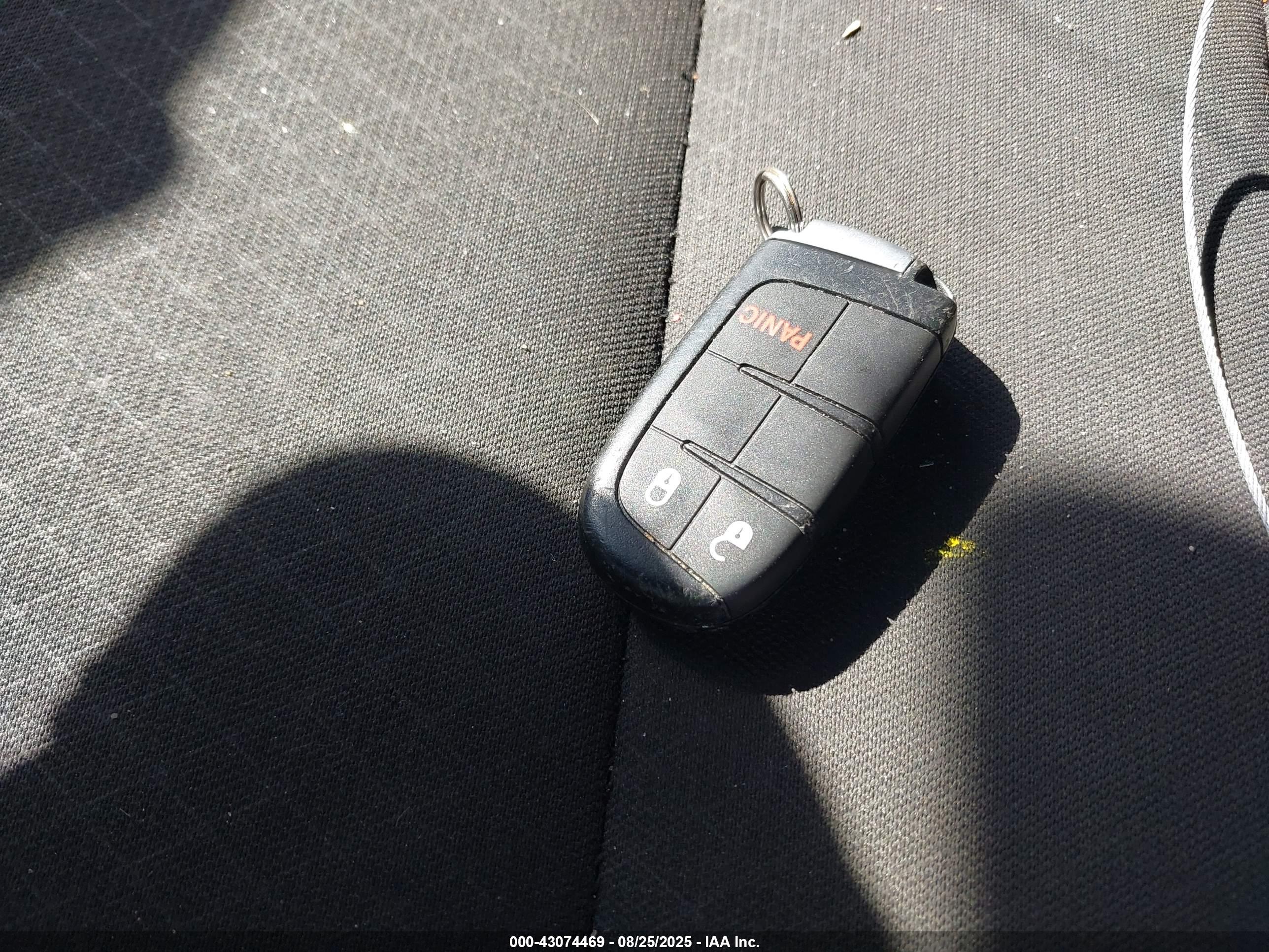 JEEP GRAND image 11