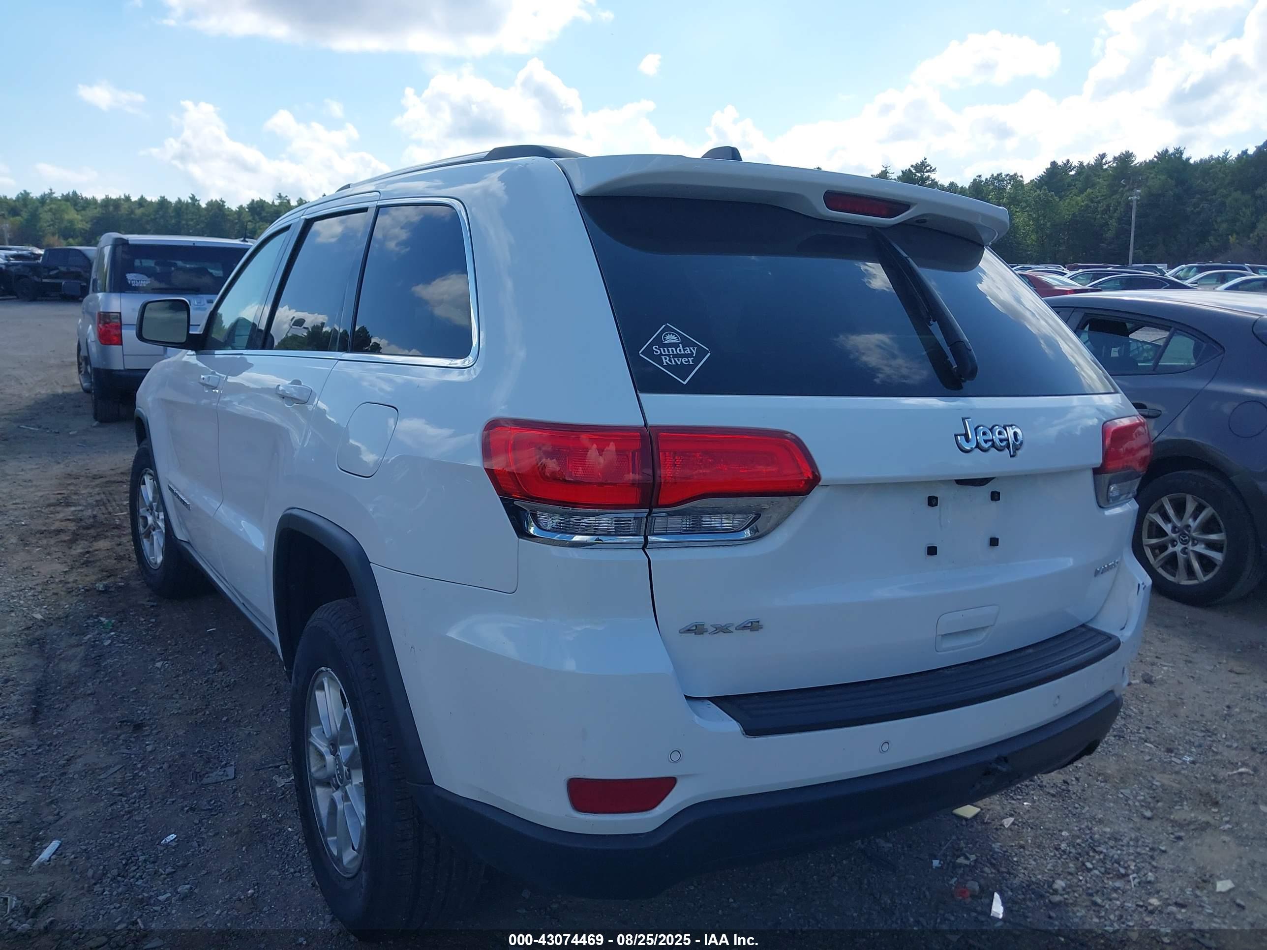 JEEP GRAND image 3
