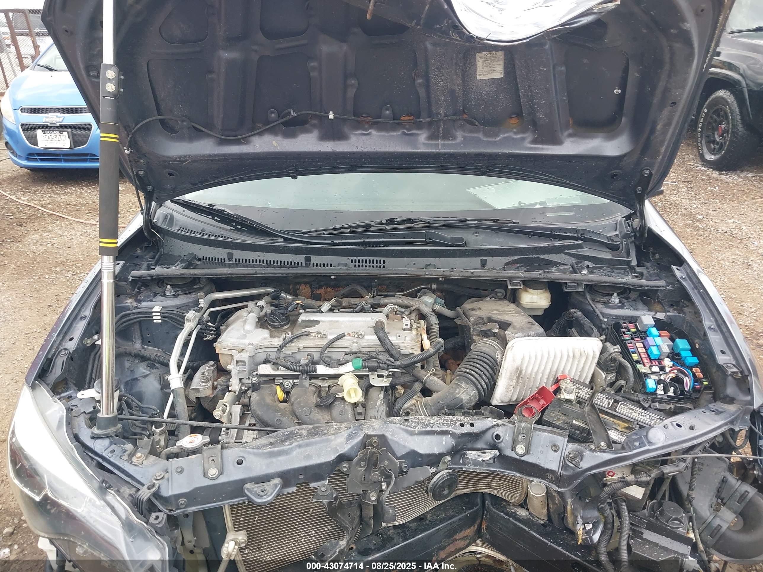 TOYOTA COROLLA image 10