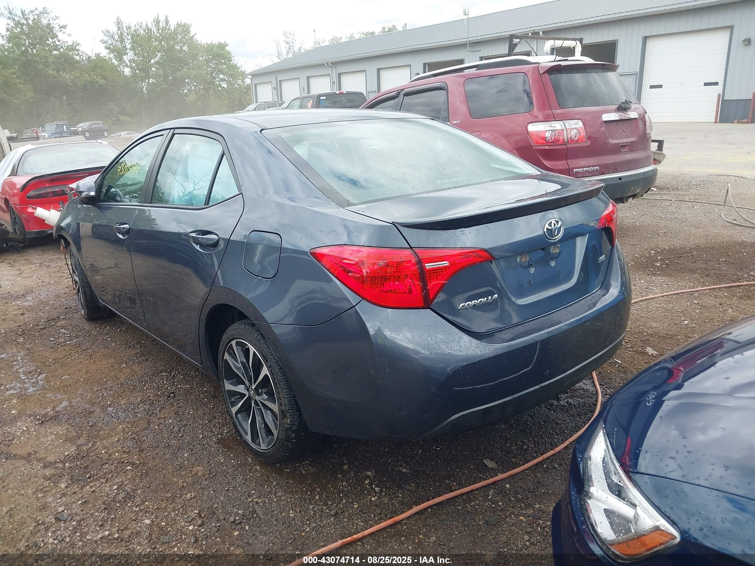 TOYOTA COROLLA image 3