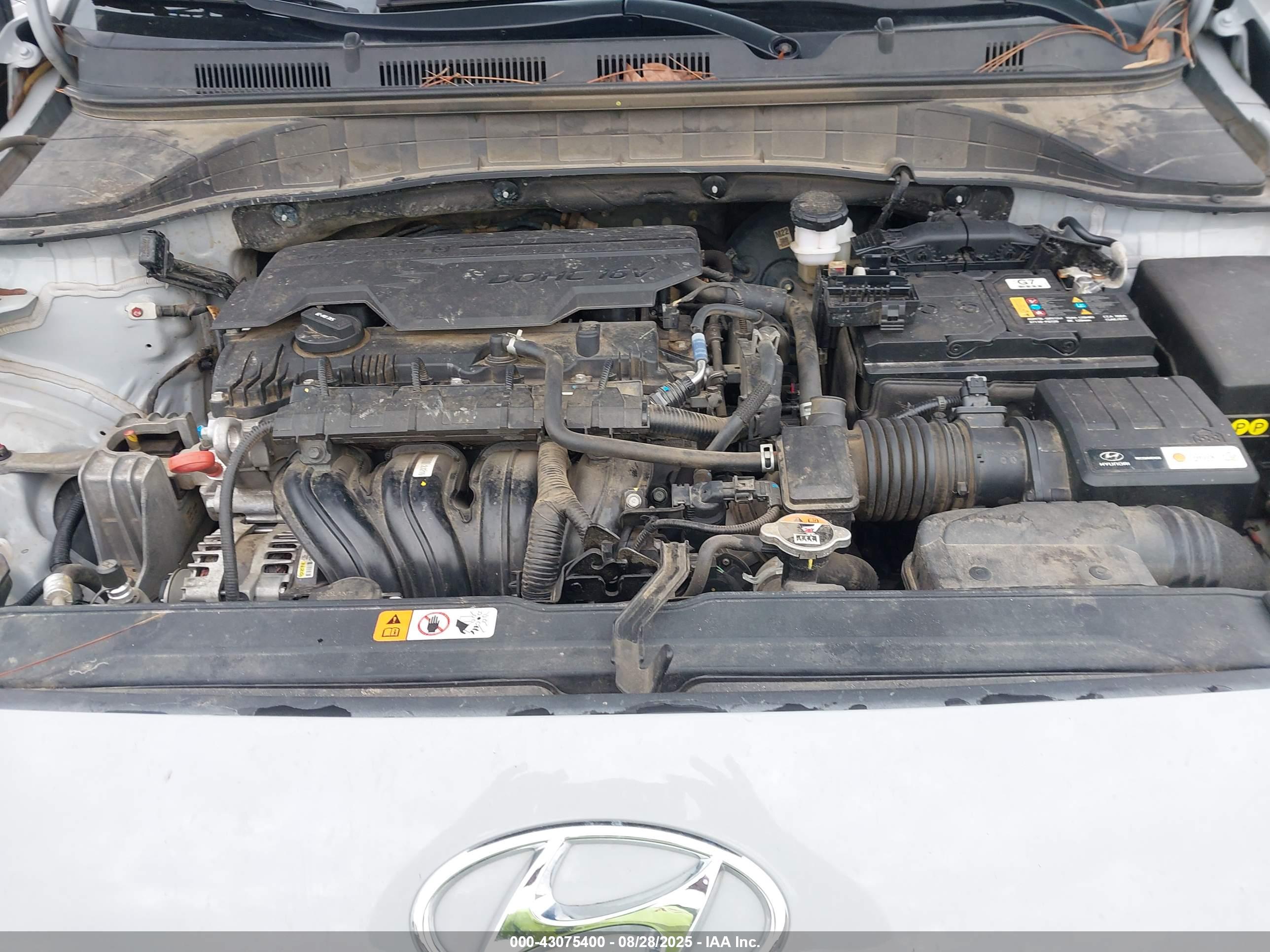 HYUNDAI KONA image 10