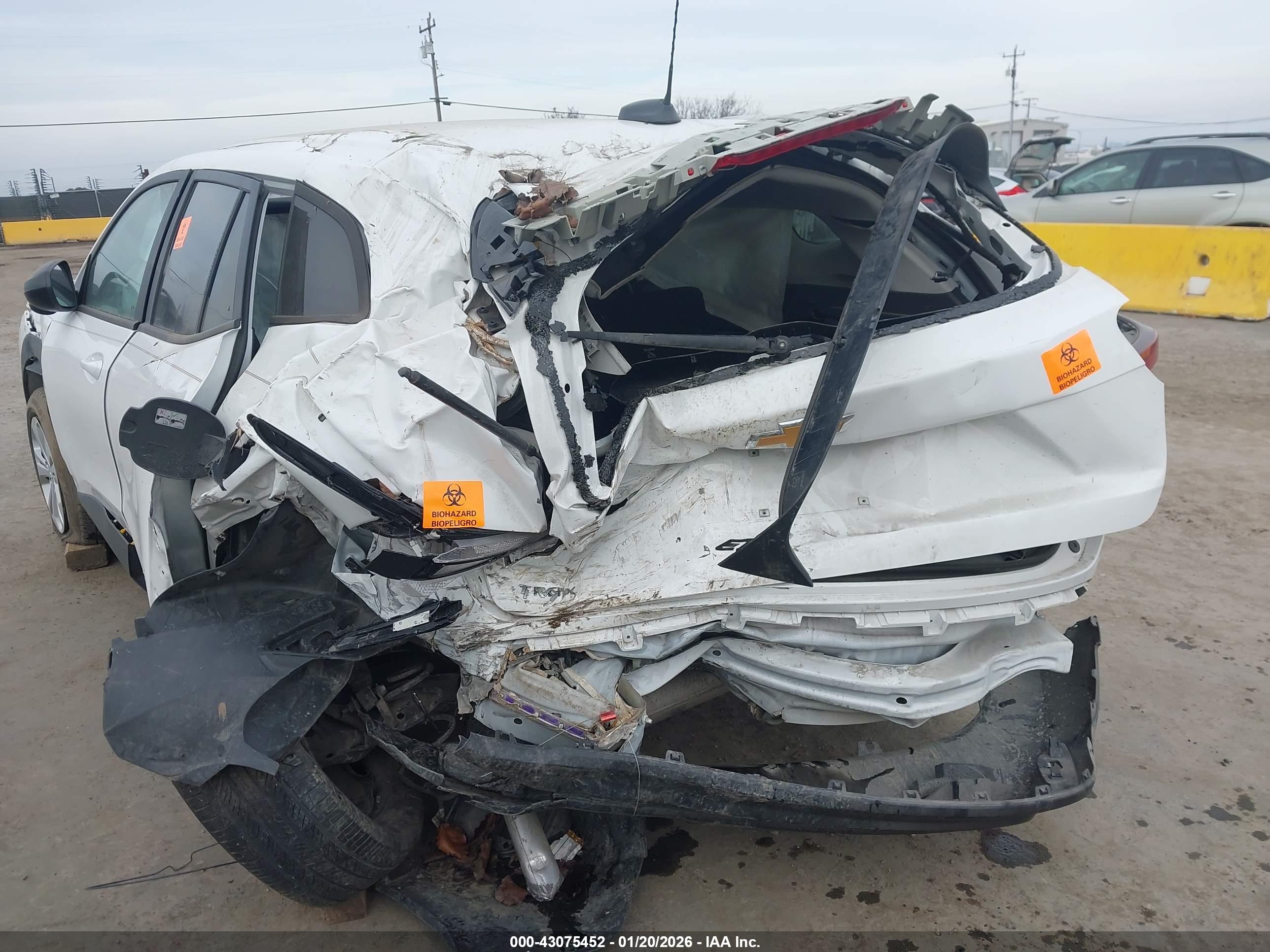 CHEVROLET TRAX image 6