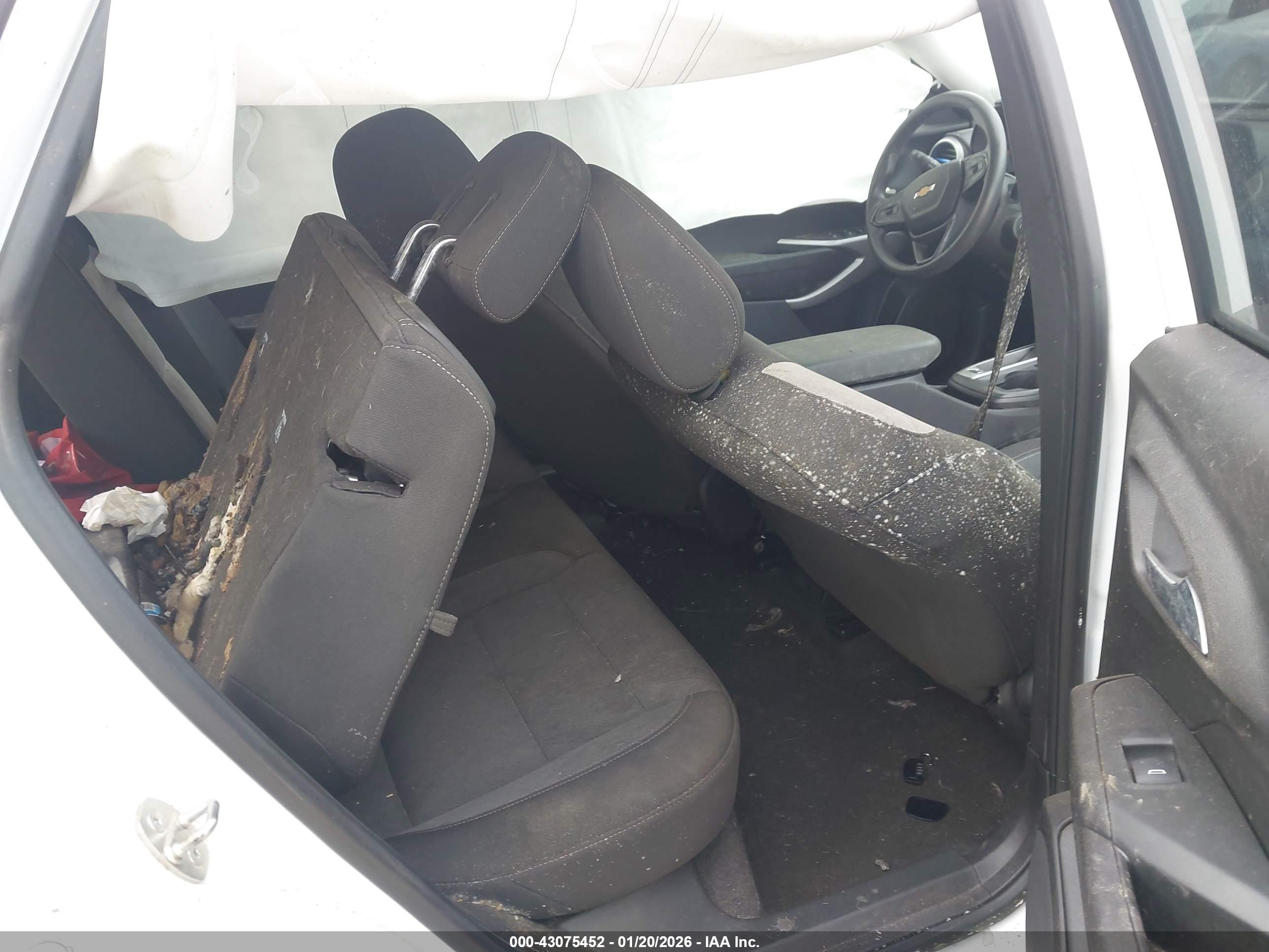 CHEVROLET TRAX image 8