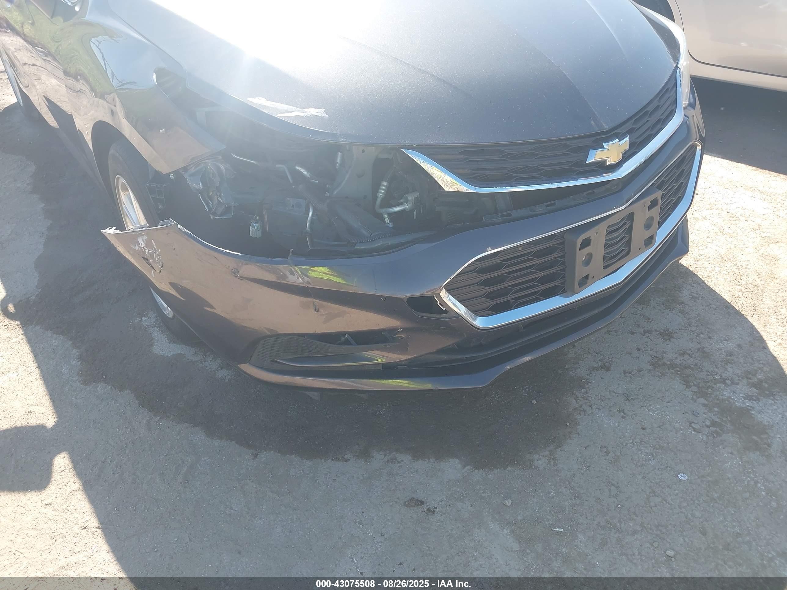 CHEVROLET CRUZE image 6