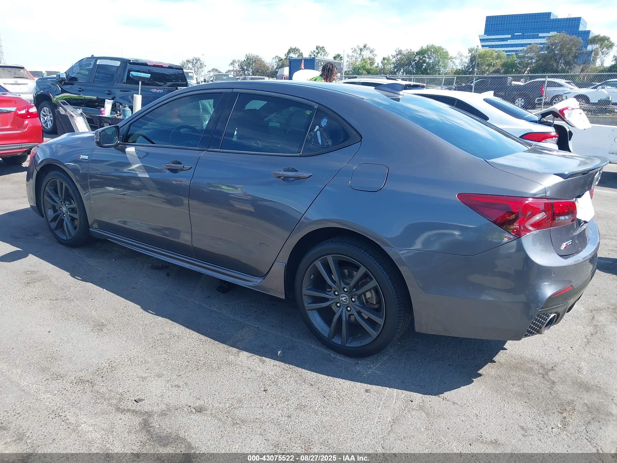 ACURA TLX image 3