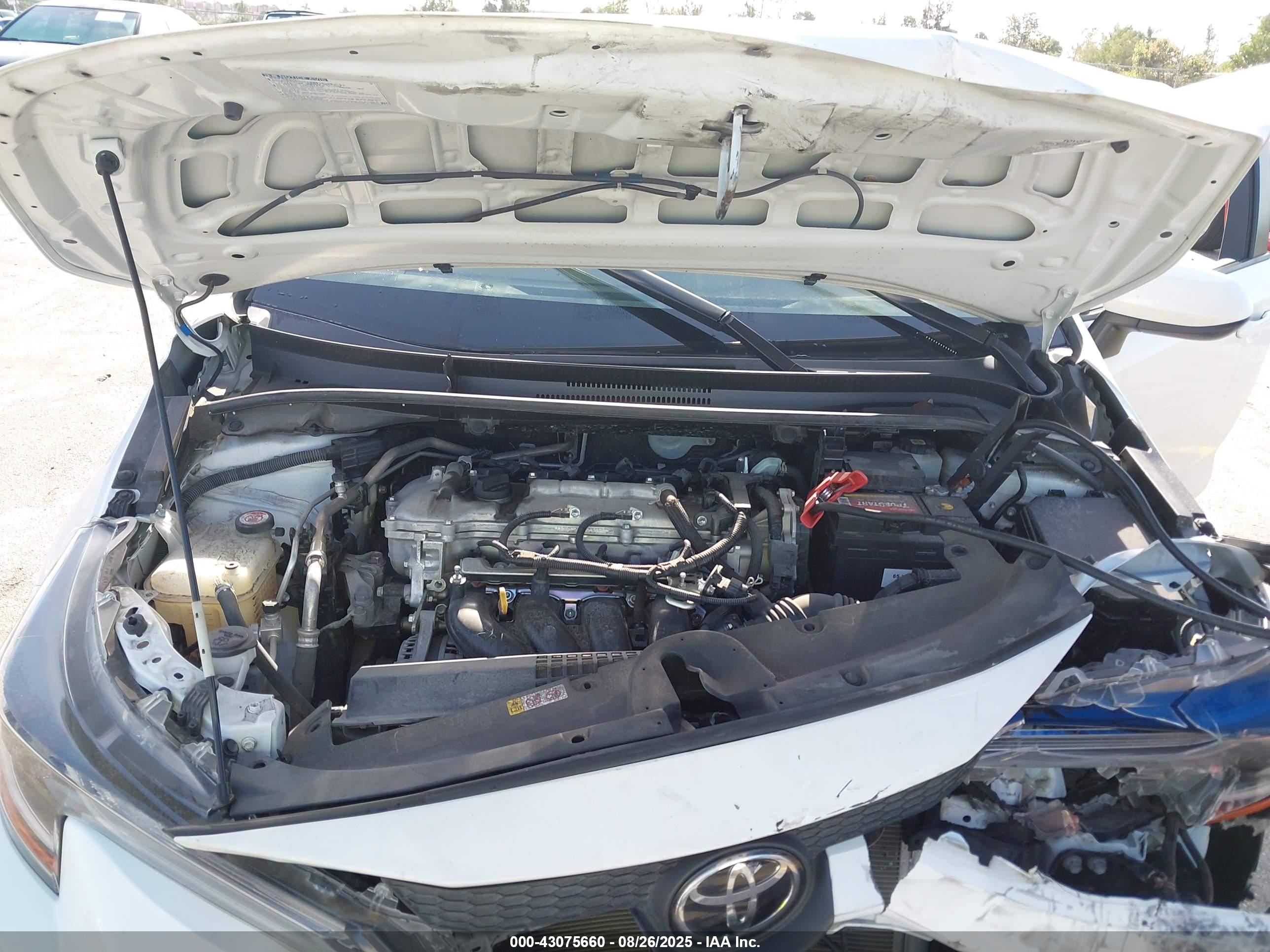 TOYOTA COROLLA image 10