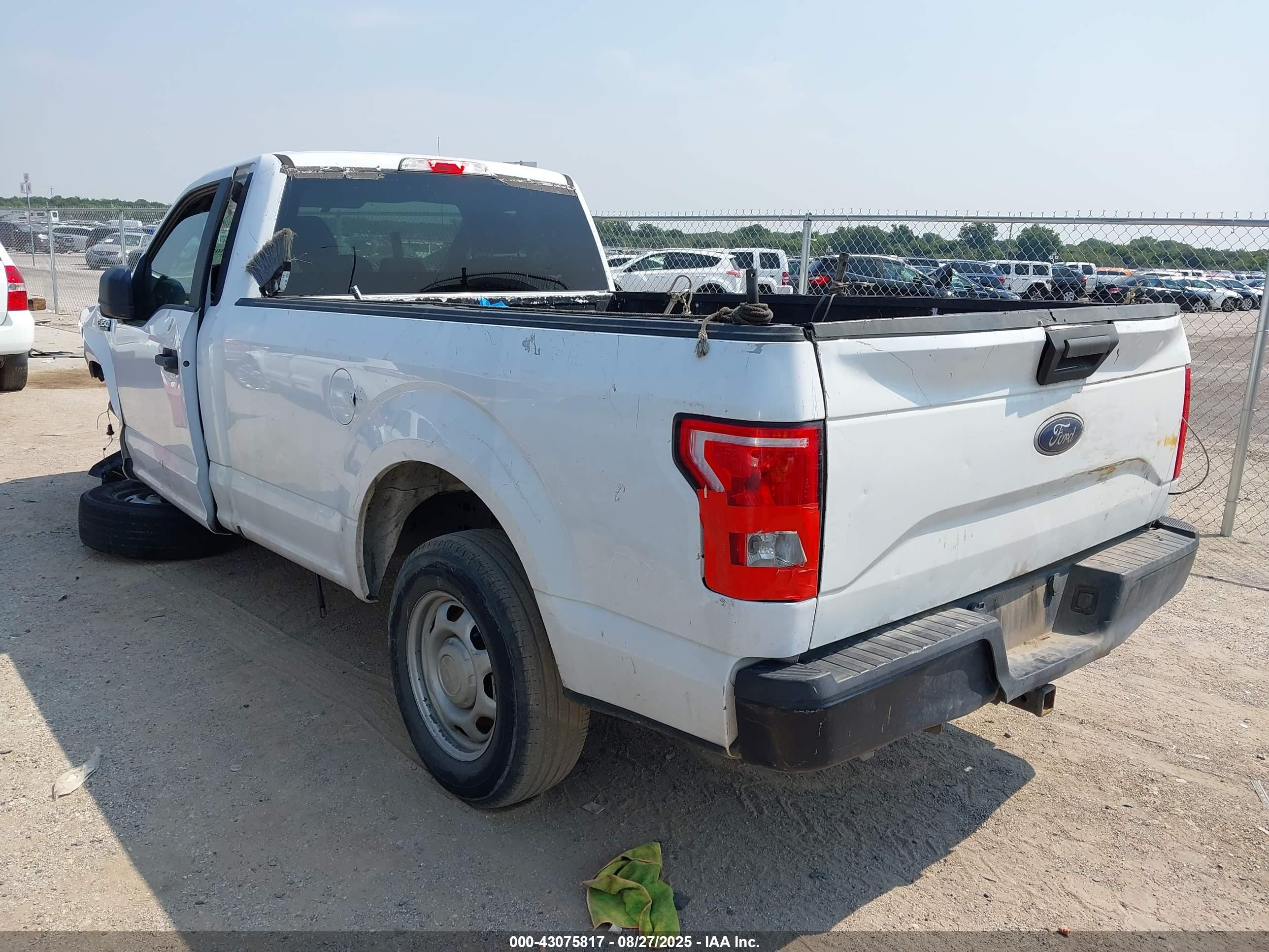 FORD F-150 image 3