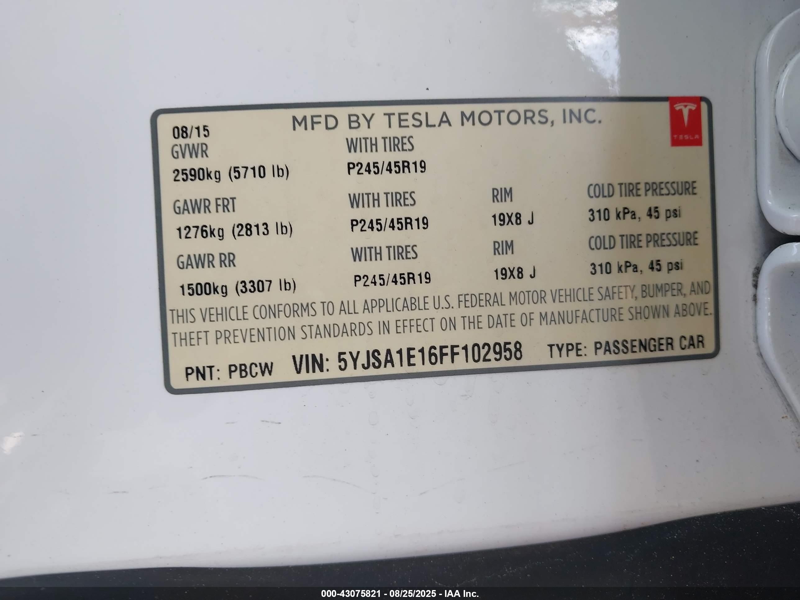 TESLA MODEL image 9