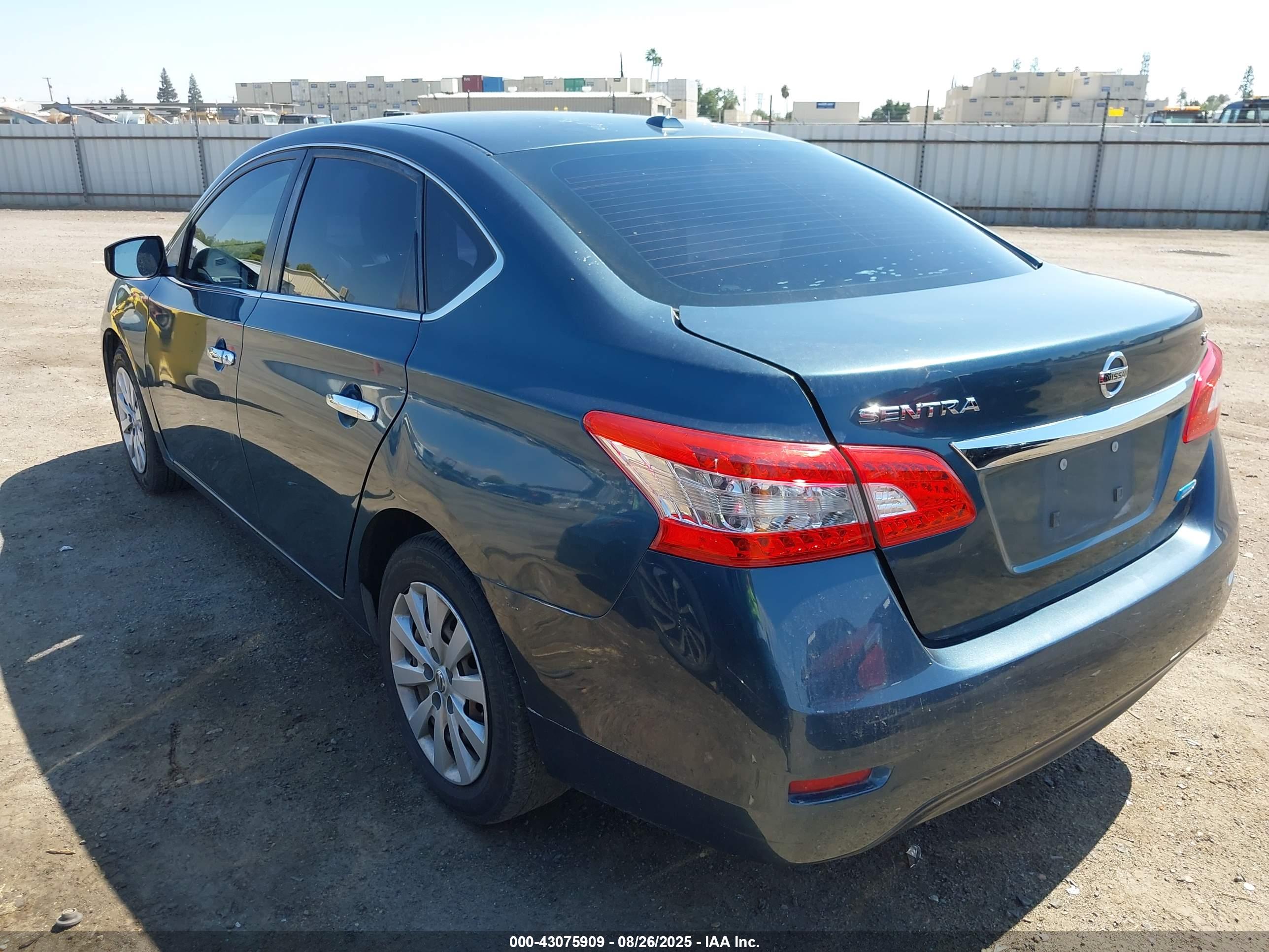 NISSAN SENTRA image 3