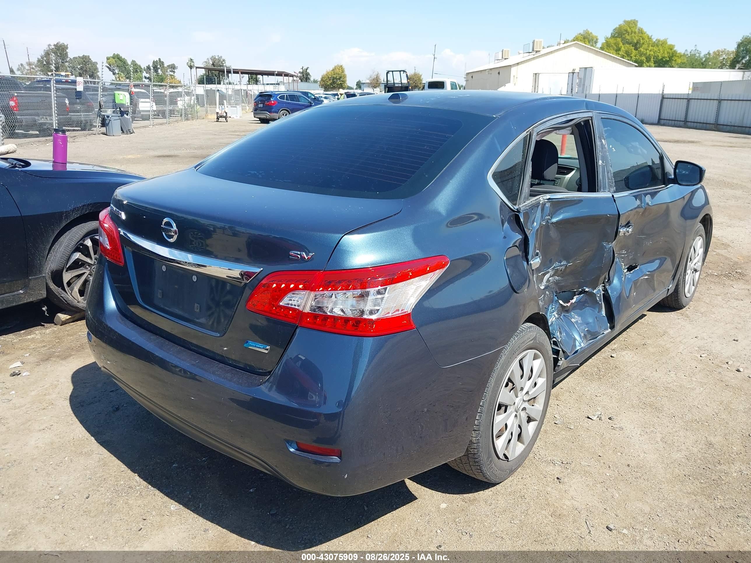 NISSAN SENTRA image 4
