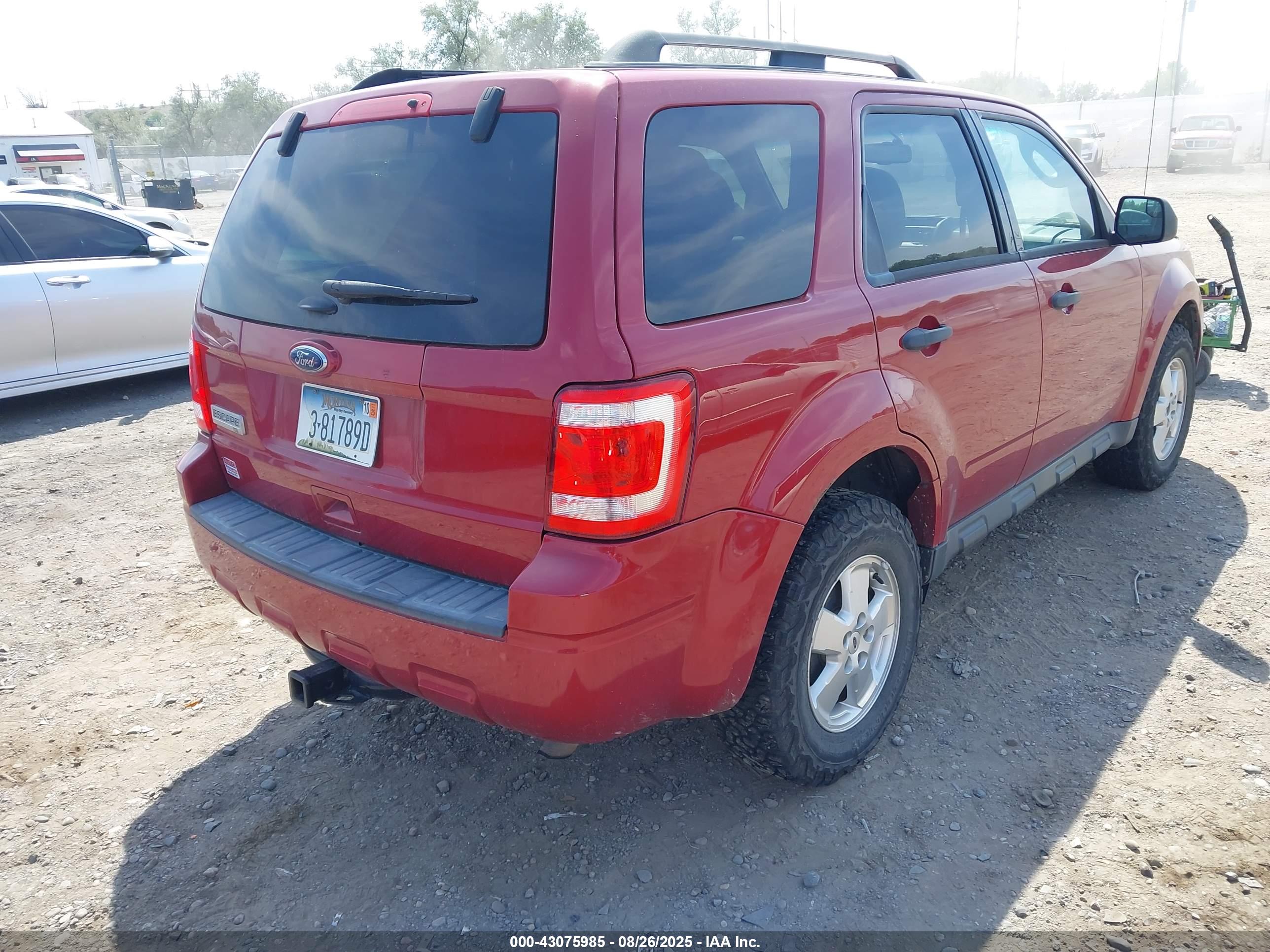 FORD ESCAPE image 4