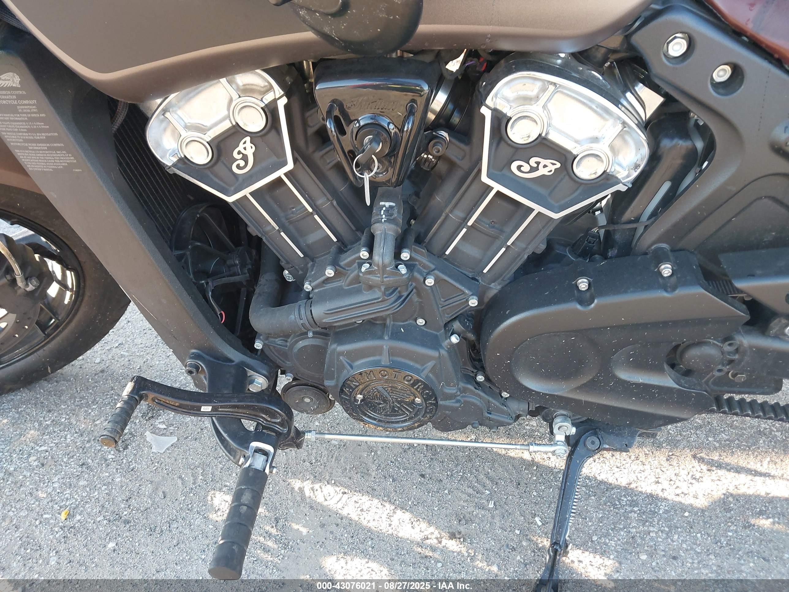 INDIAN MOTORCYCLE image 9