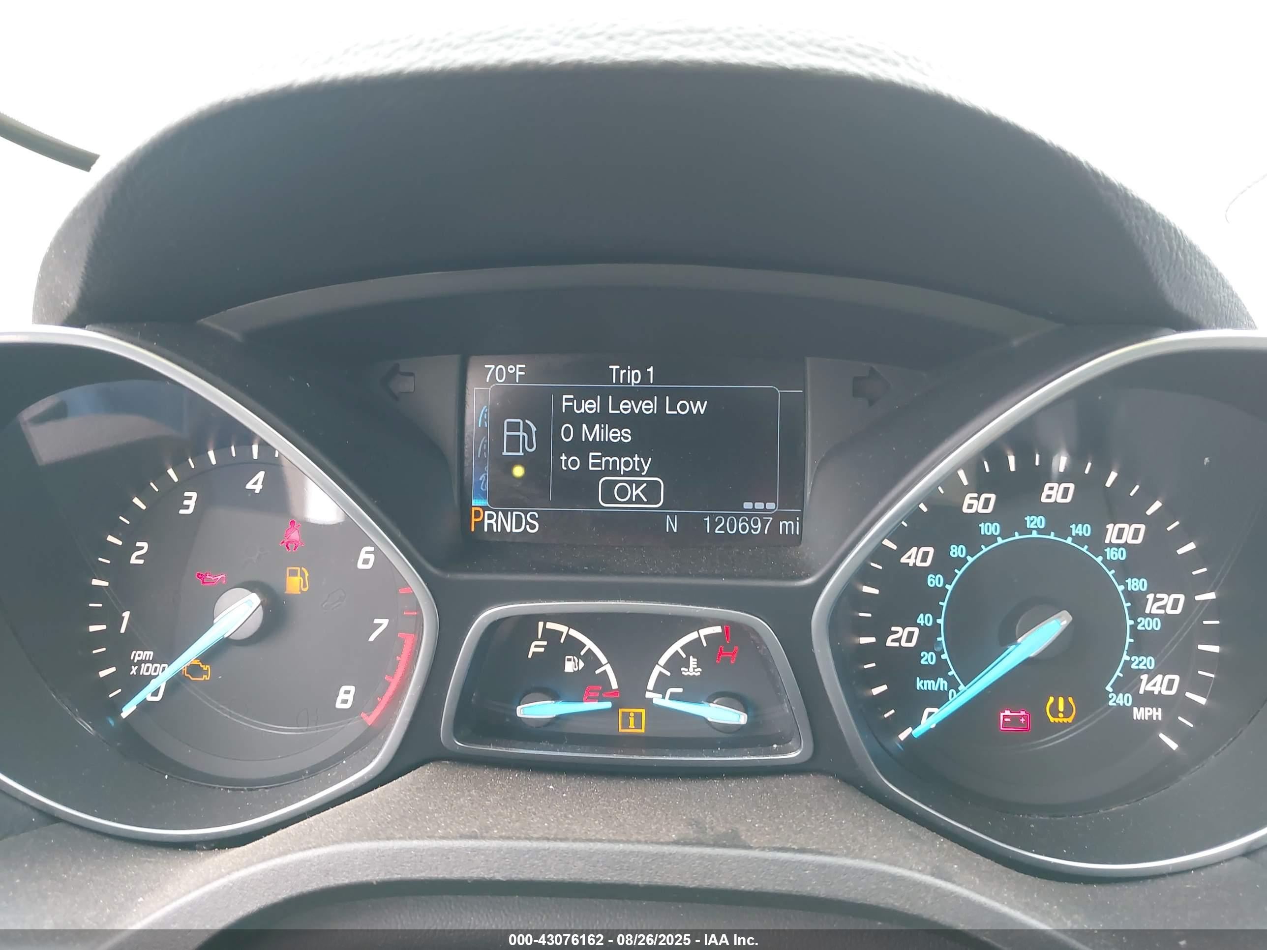 FORD ESCAPE image 7