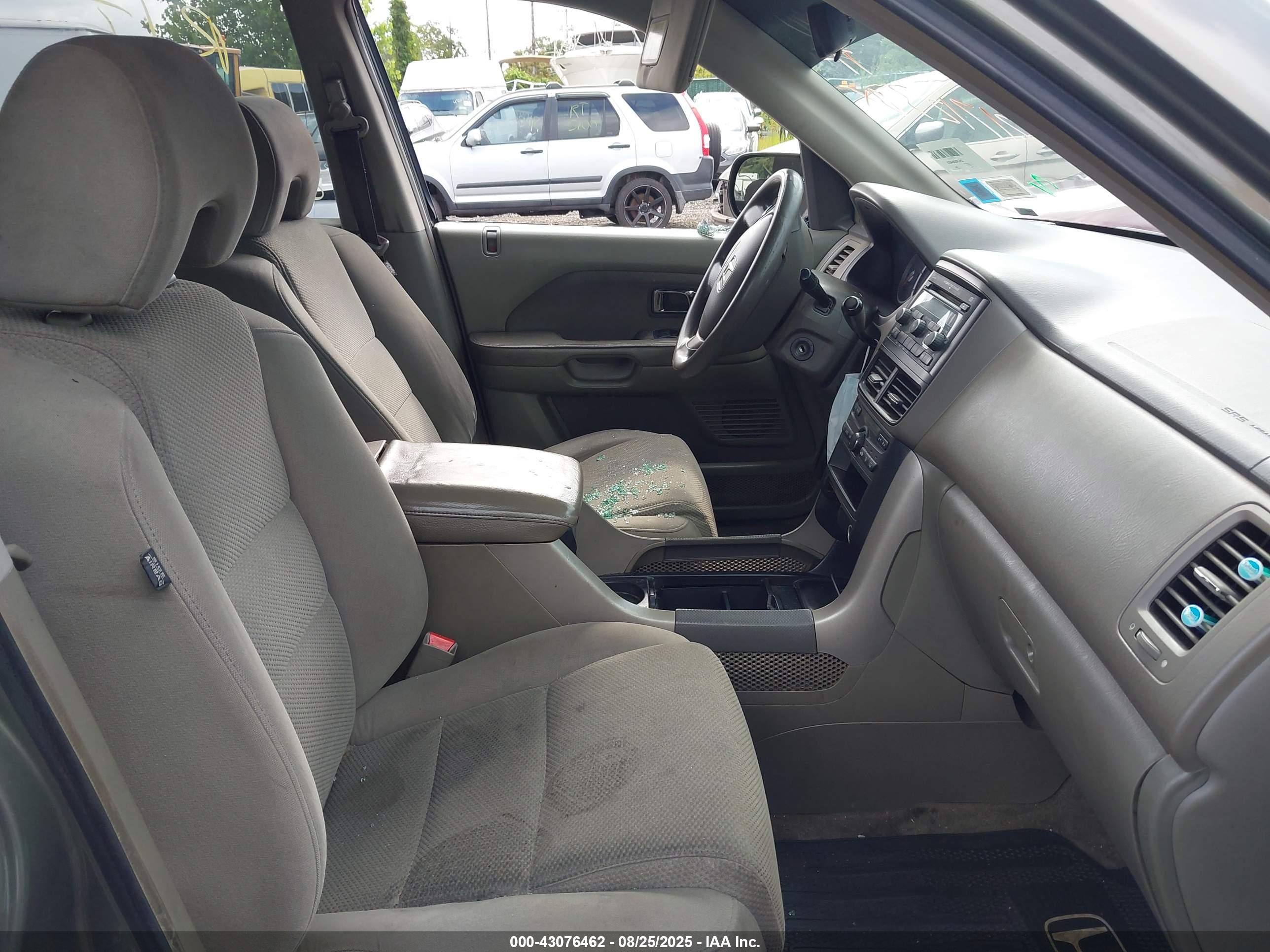 HONDA PILOT image 5
