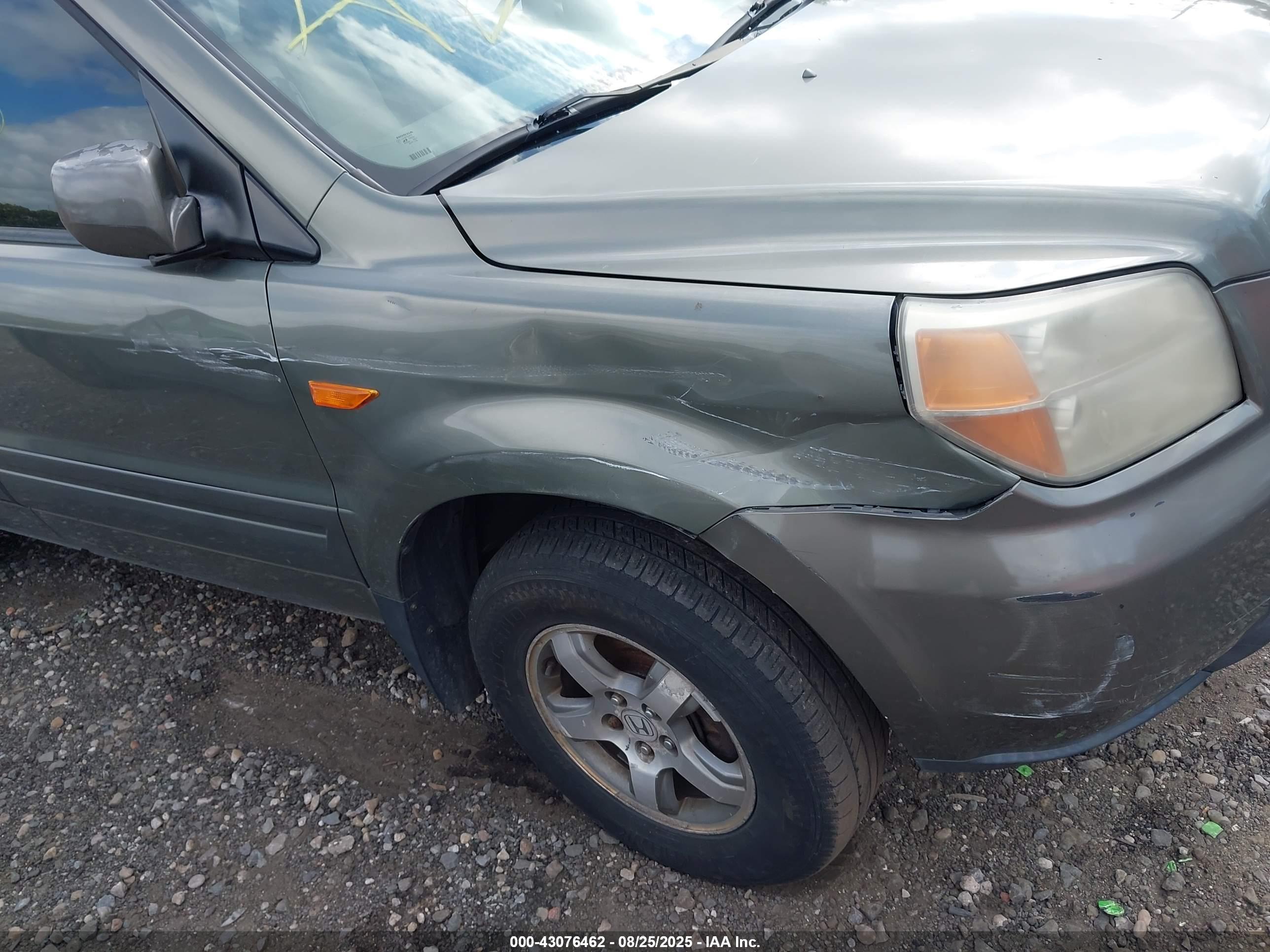 HONDA PILOT image 6